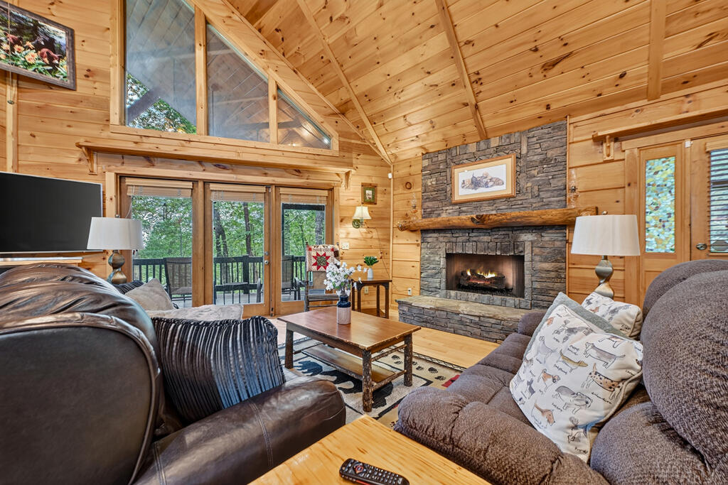 466 Hoot Owl Hill