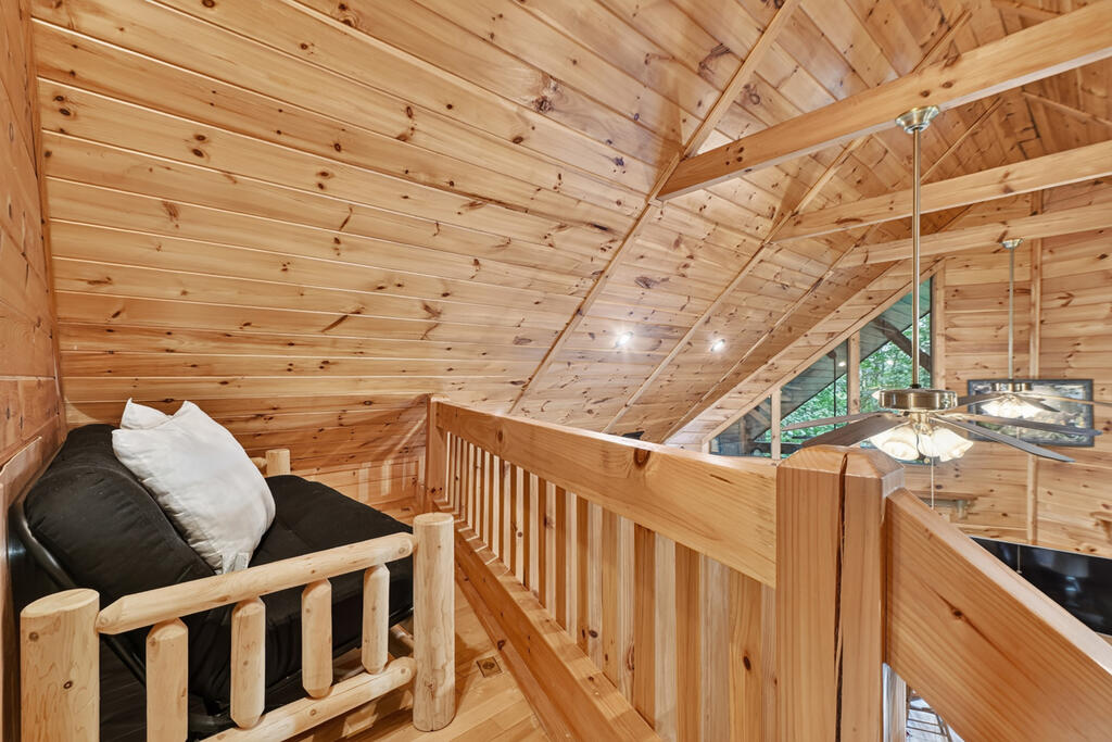 466 Hoot Owl Hill