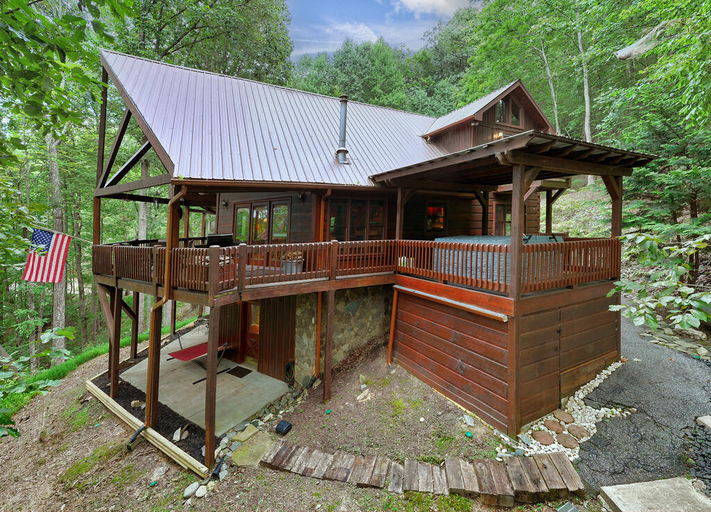 466 Hoot Owl Hill
