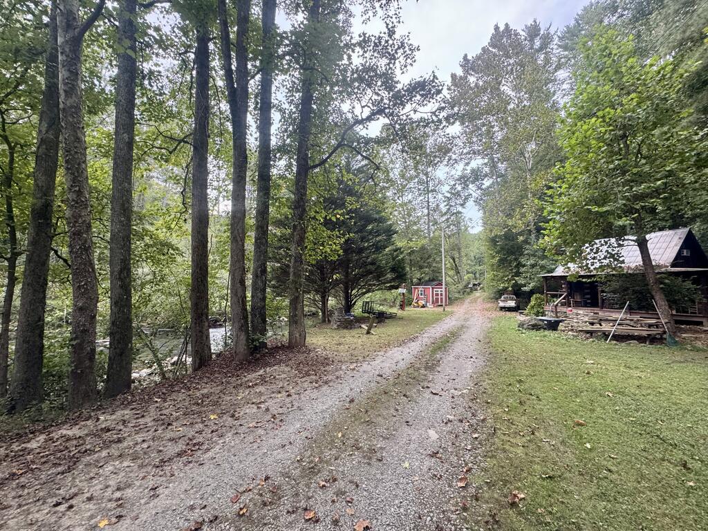 3744 Tails Creek Road