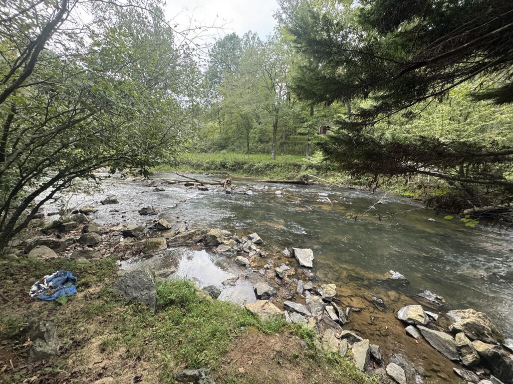 3744 Tails Creek Road