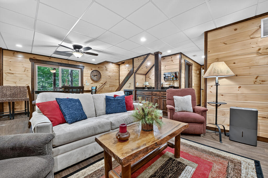 255 Blue Ridge Trails