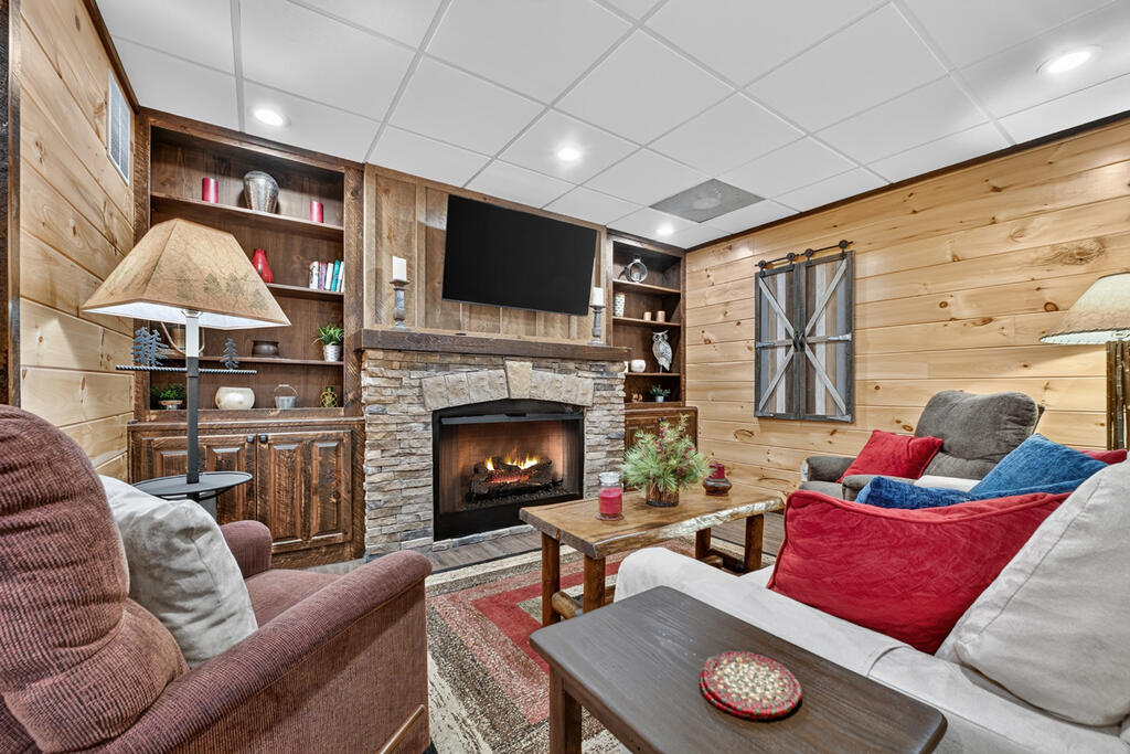 255 Blue Ridge Trails