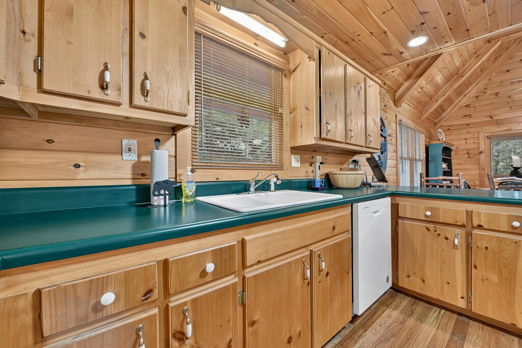 255 Blue Ridge Trails