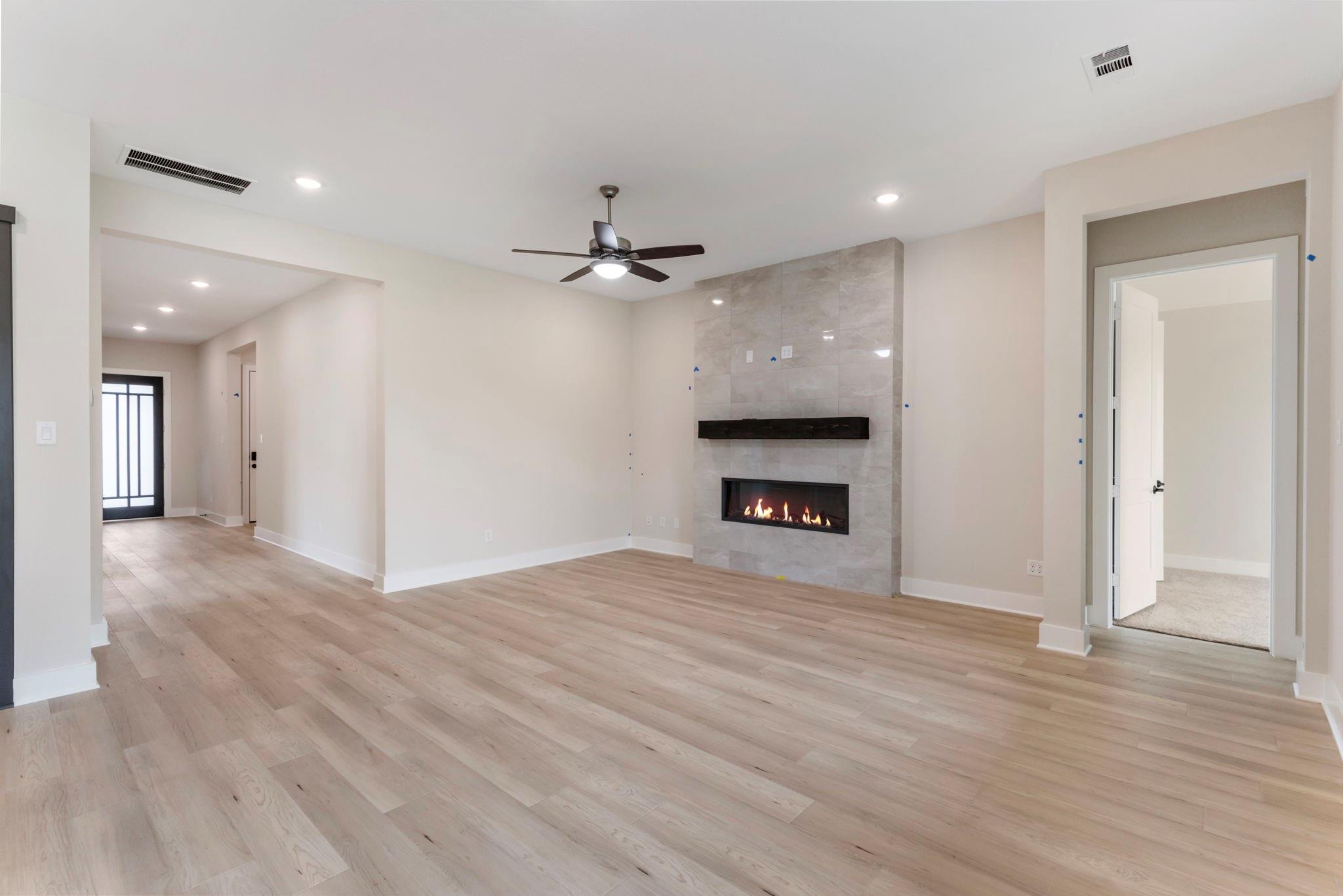 8143 Fenway Heights Dr