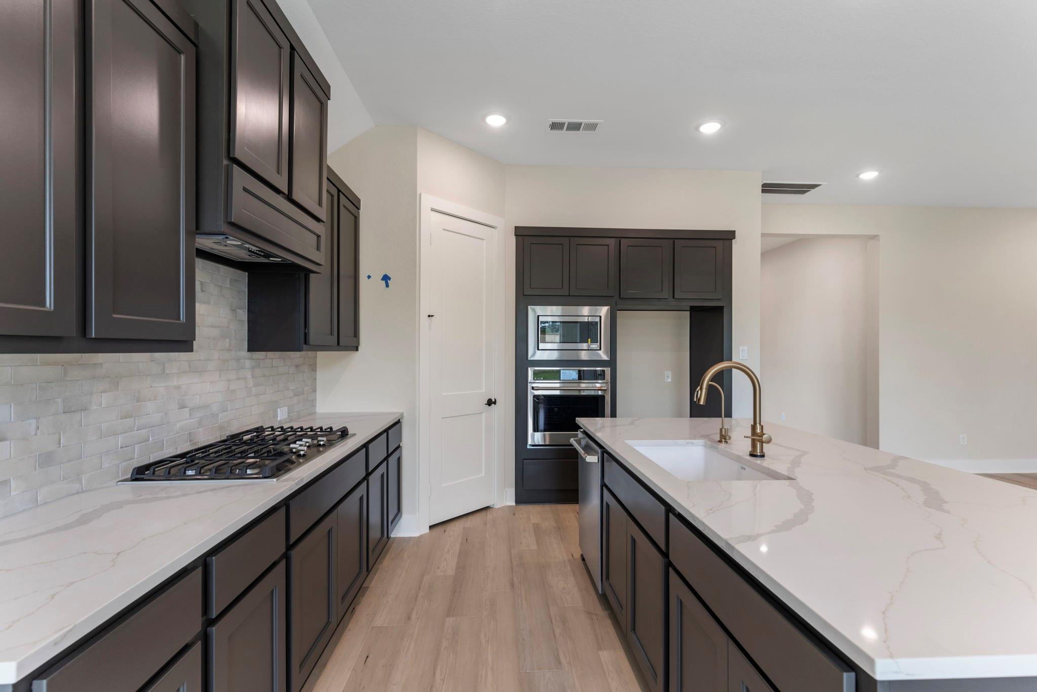 8143 Fenway Heights Dr
