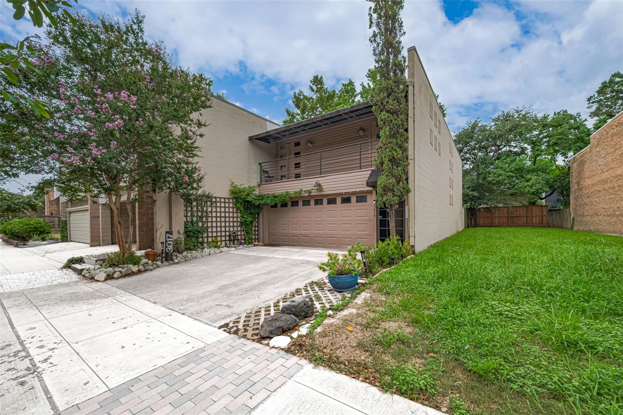 3017 Bissonnet Street