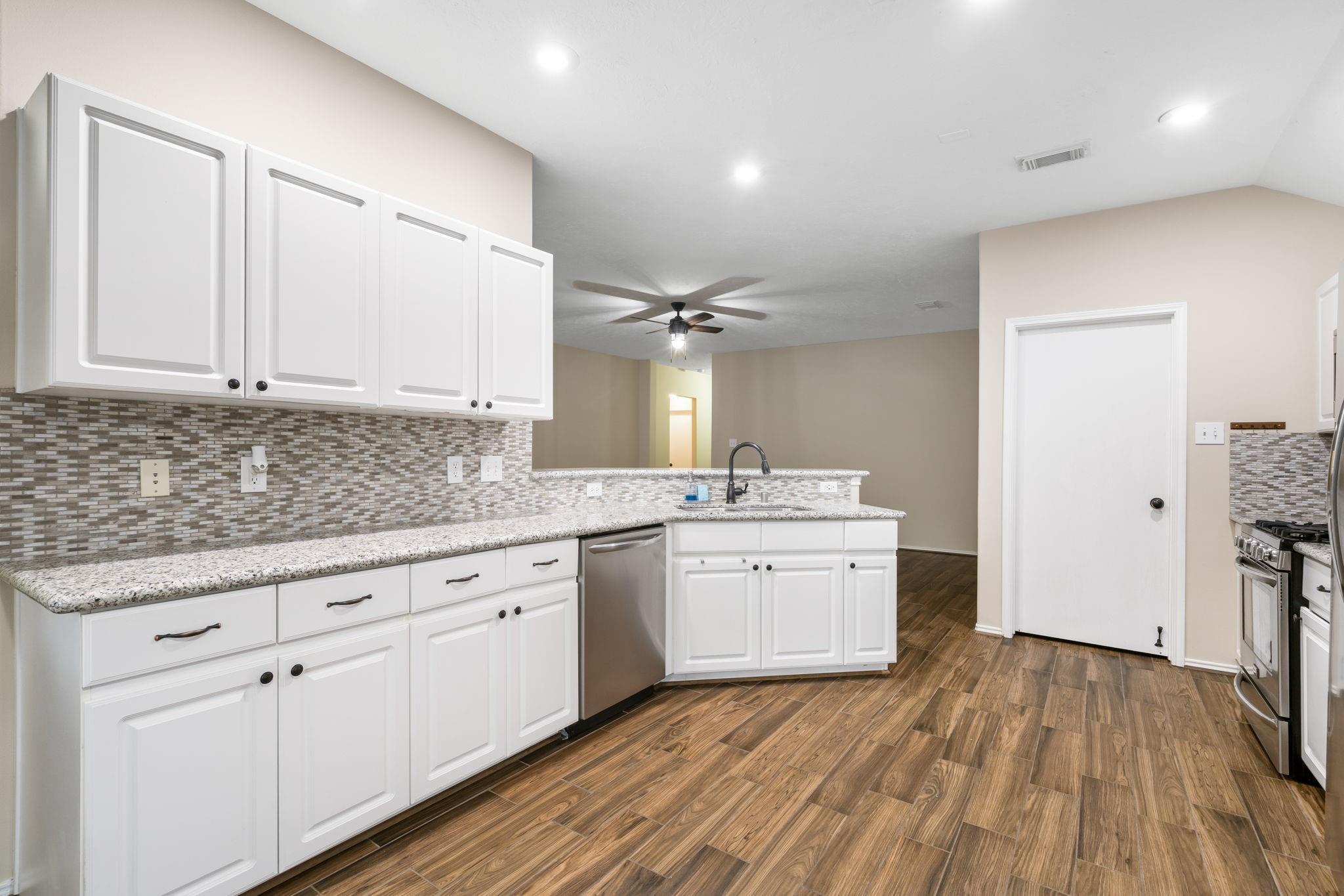 26 S Vesper Bend Circle