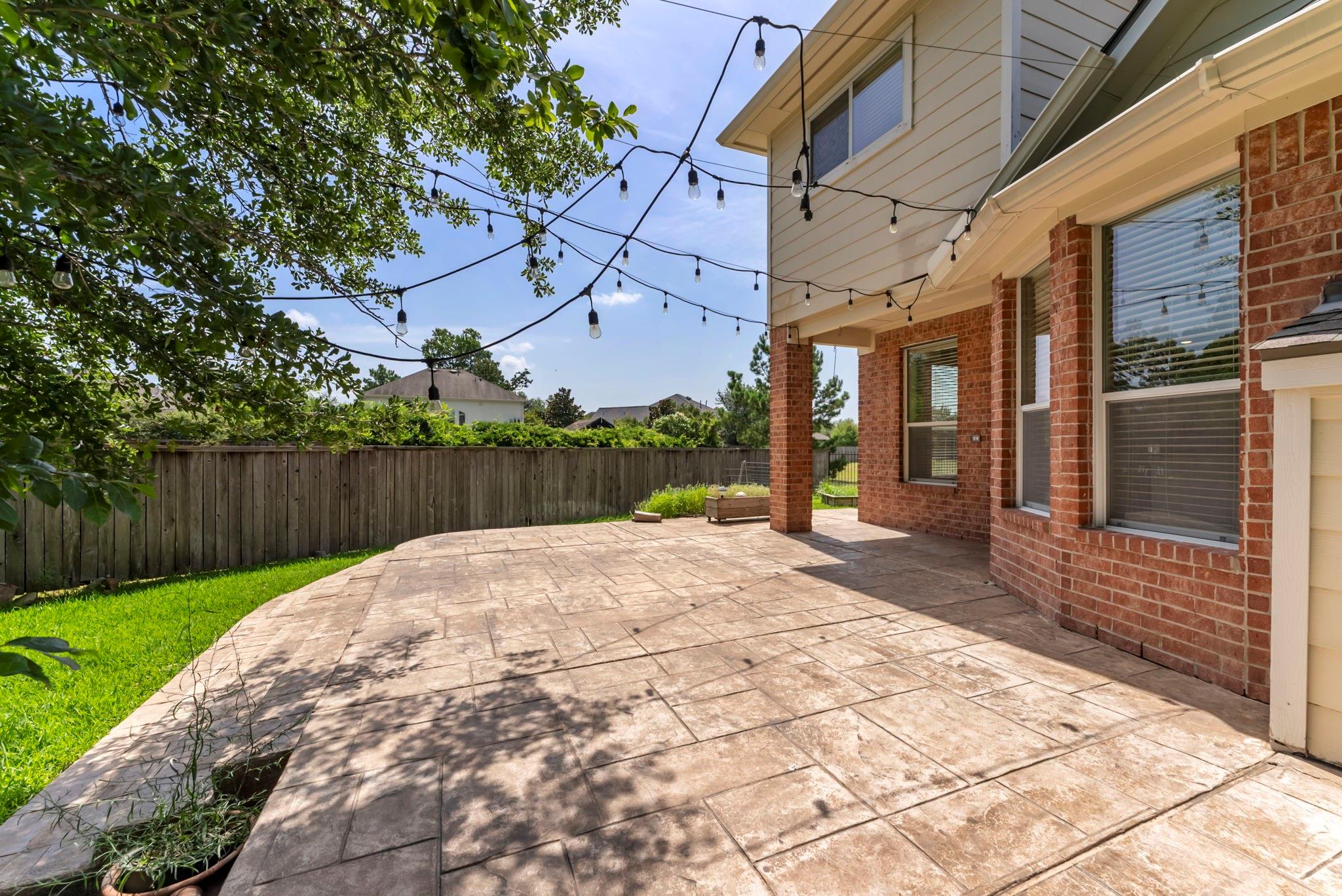 2 Granite Path Place