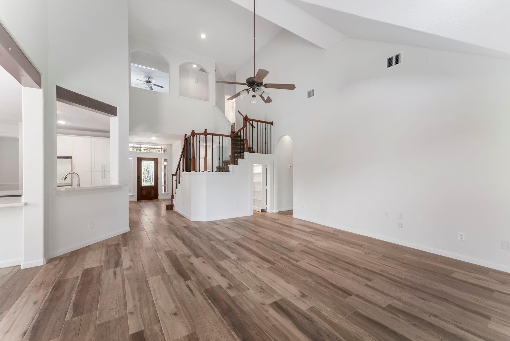 2 Granite Path Place