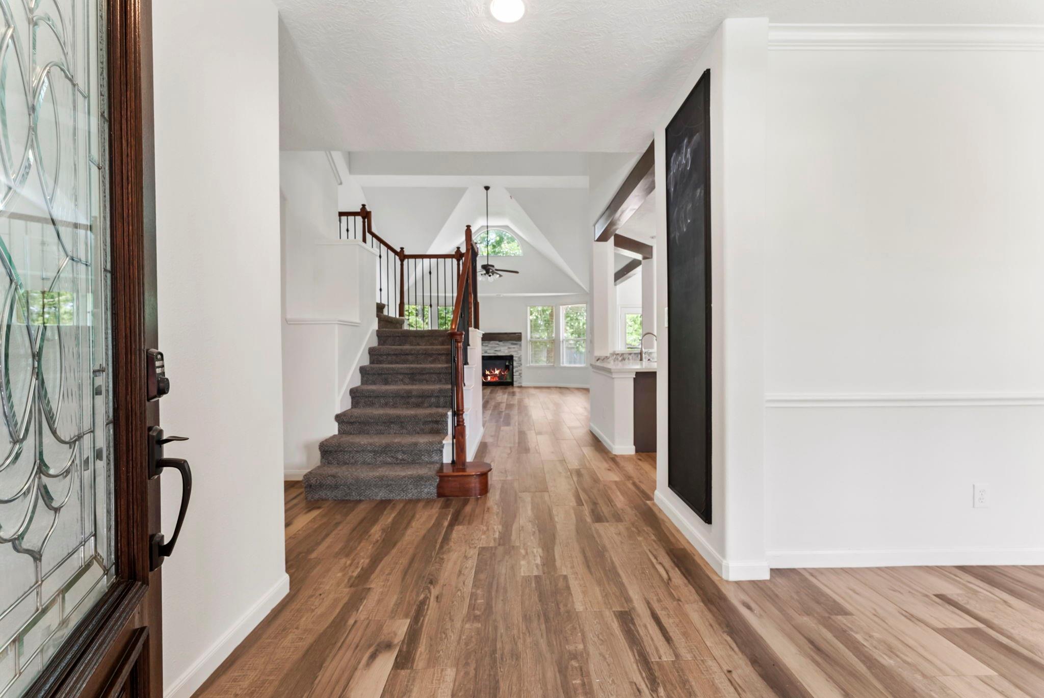 2 Granite Path Place