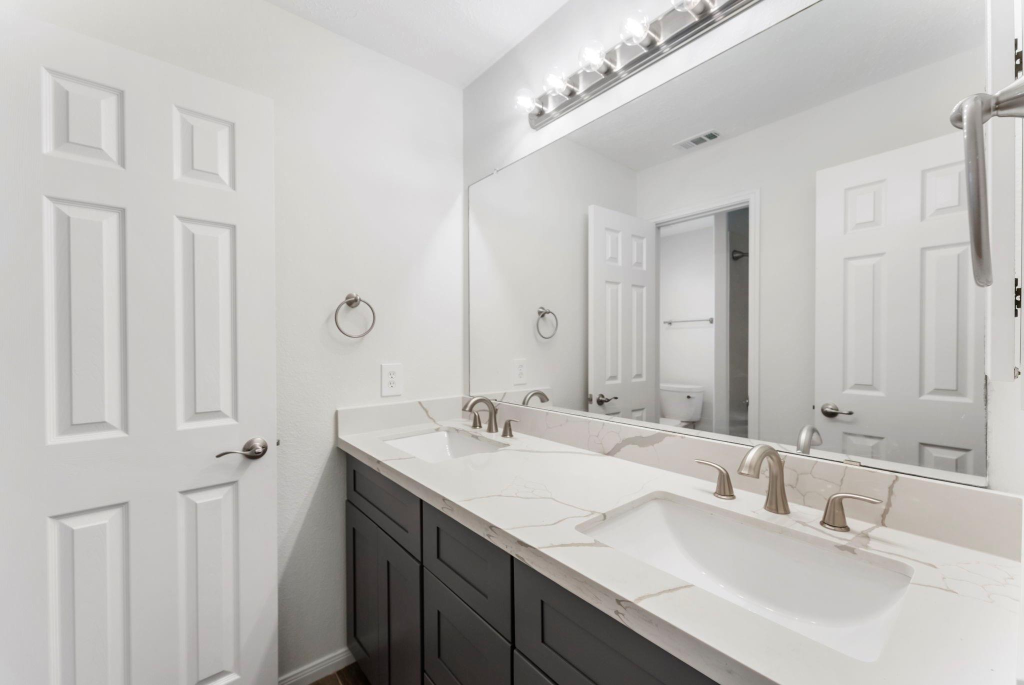 2 Granite Path Place