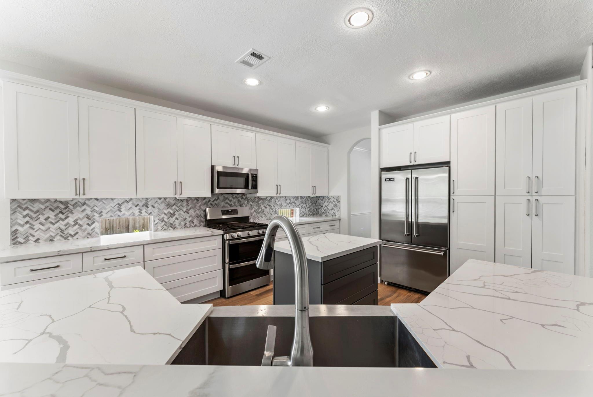 2 Granite Path Place