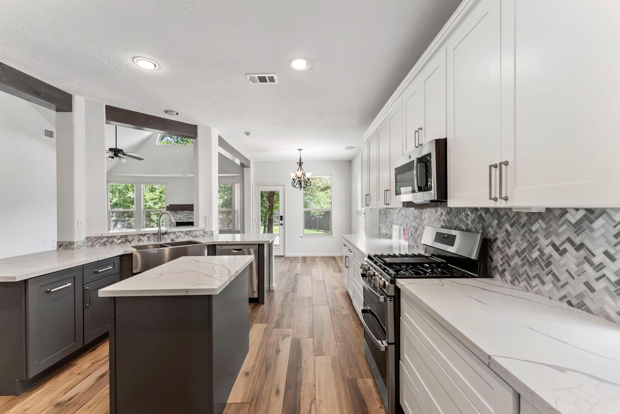 2 Granite Path Place