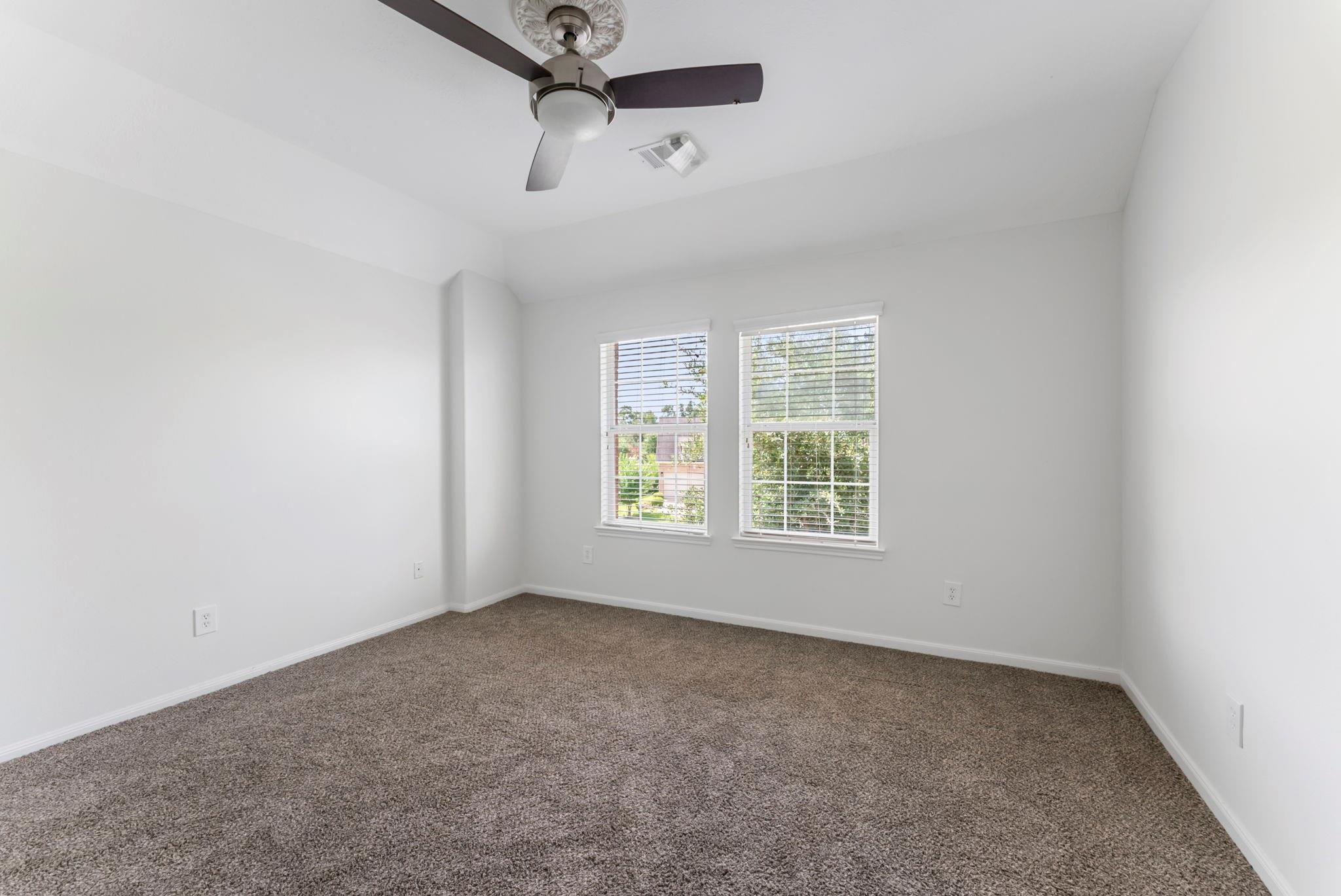 2 Granite Path Place