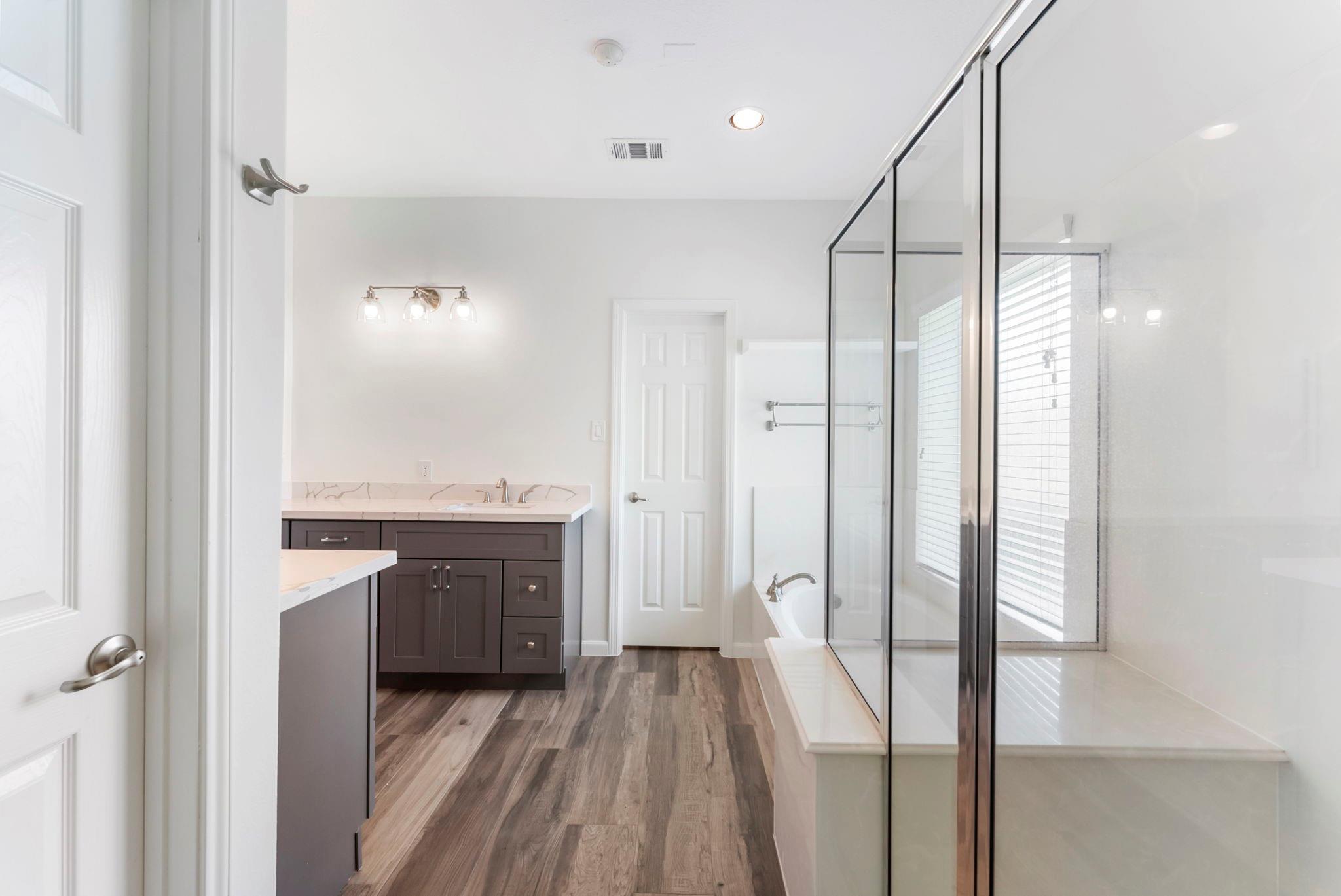 2 Granite Path Place
