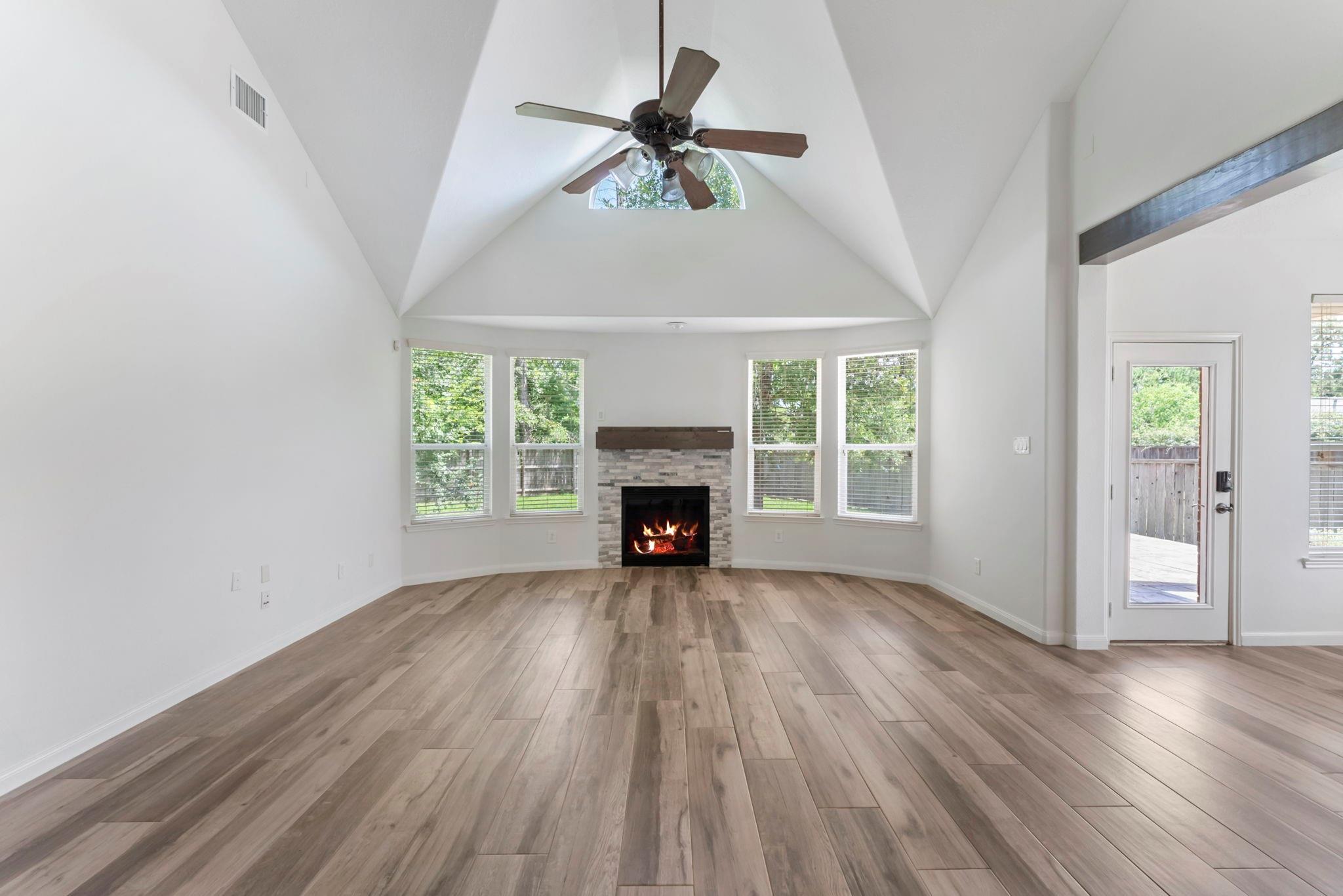2 Granite Path Place
