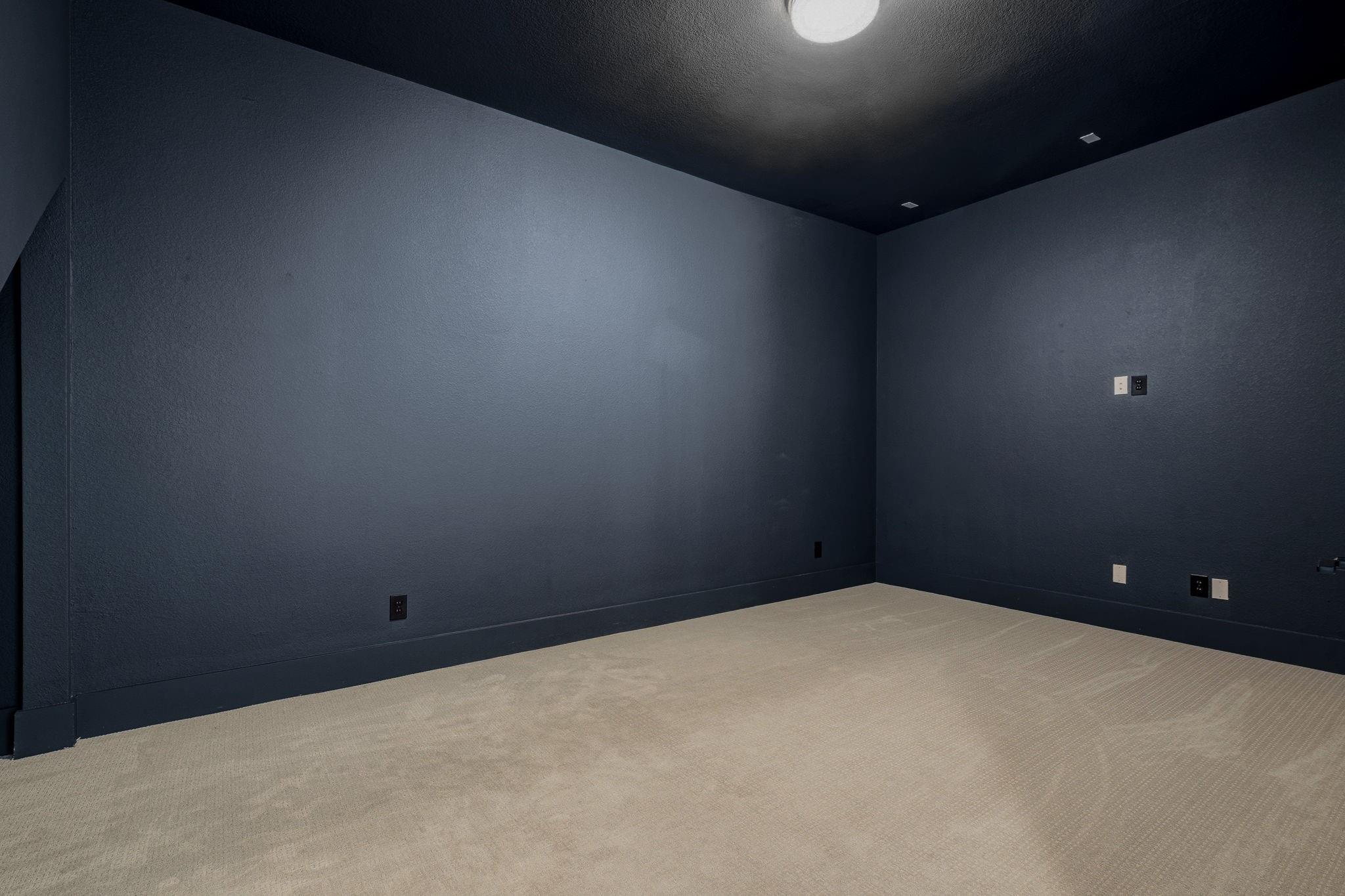 208 S Empress Green Place