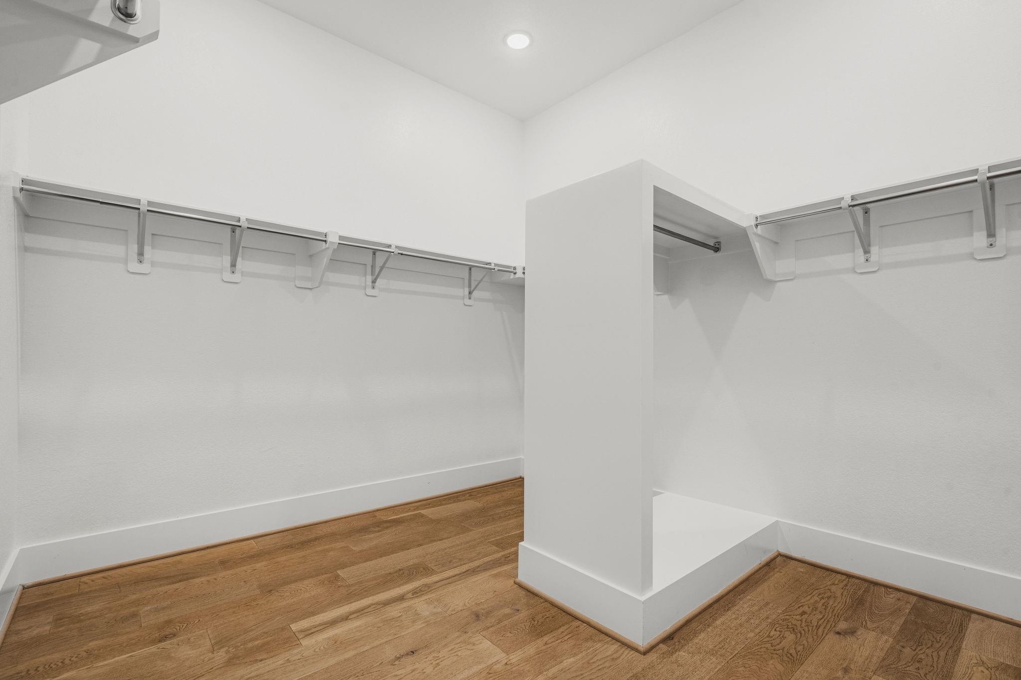208 S Empress Green Place