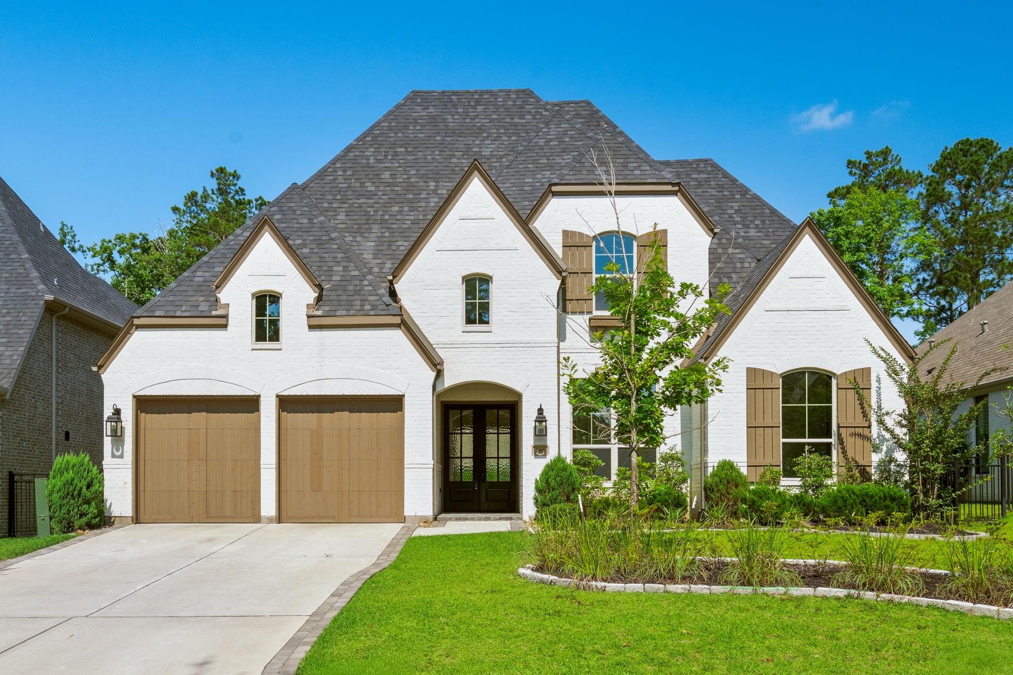 208 S Empress Green Place