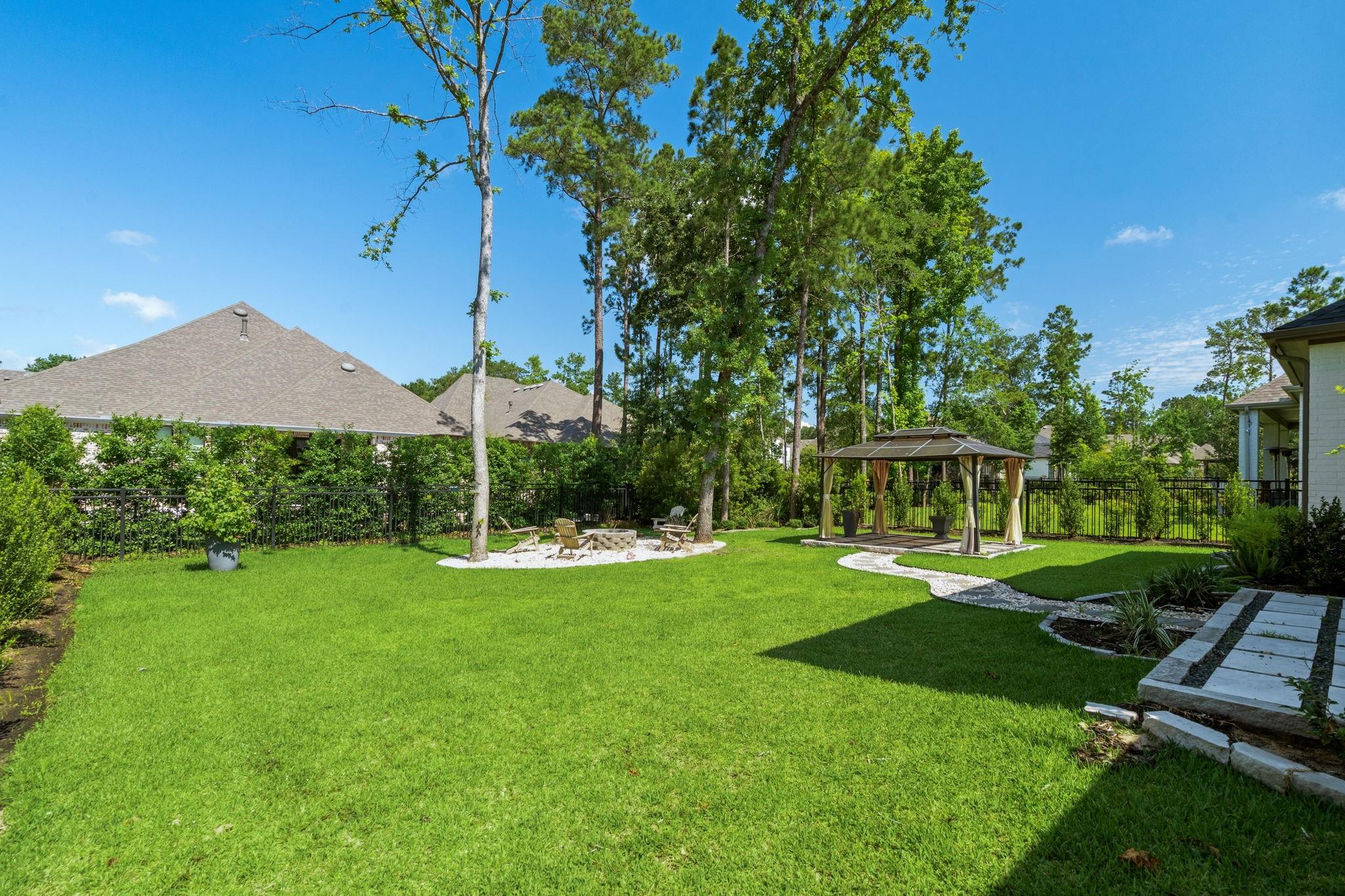 208 S Empress Green Place