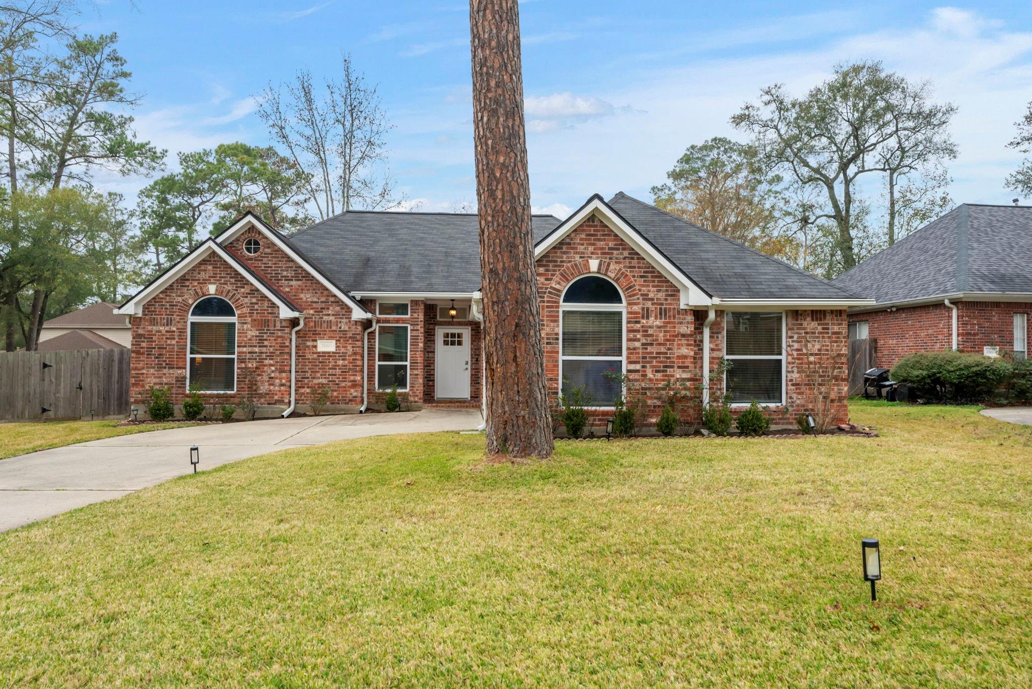 25003 Burgh Castle Drive