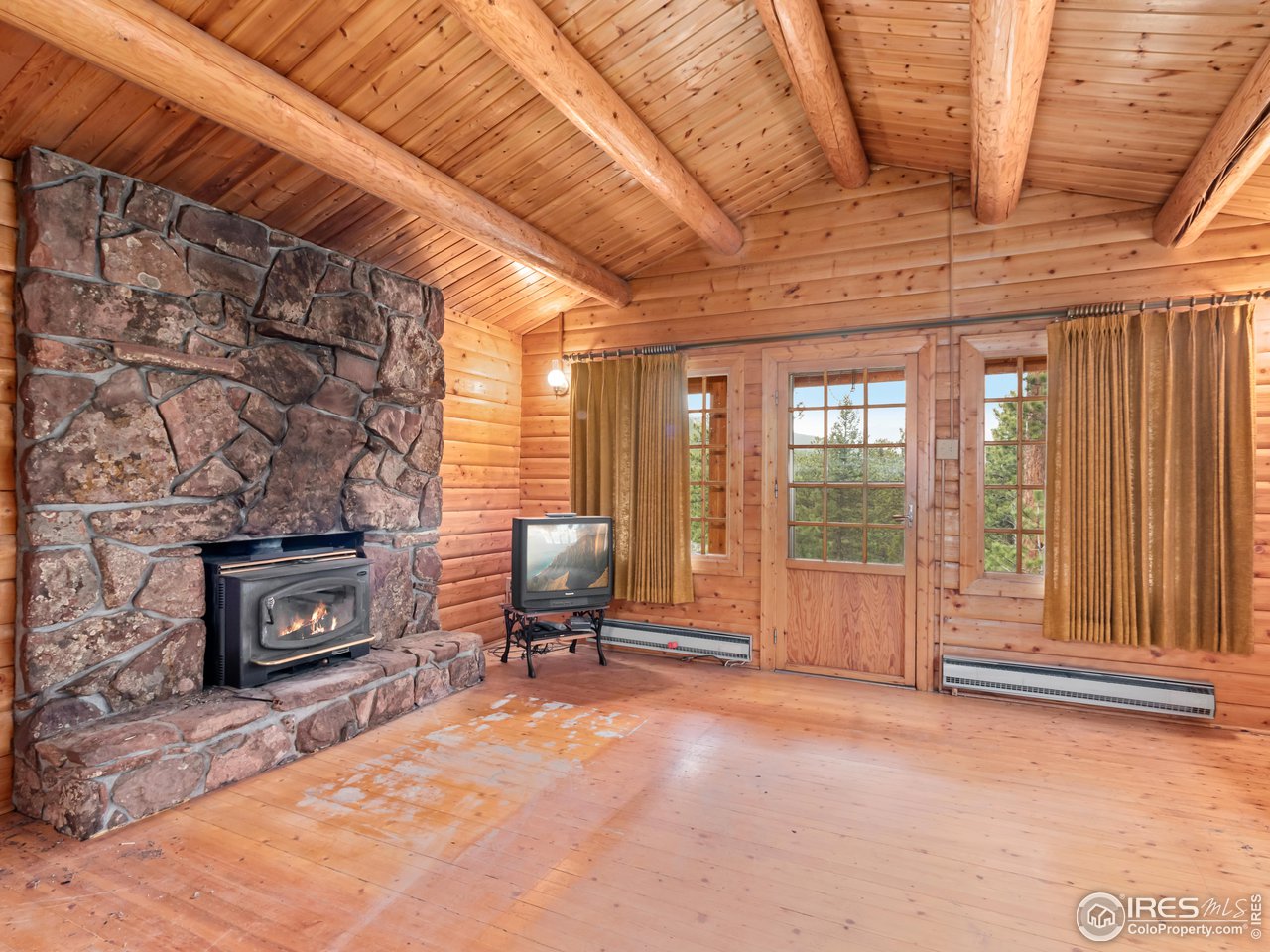 18655 Peak to Peak Hwy