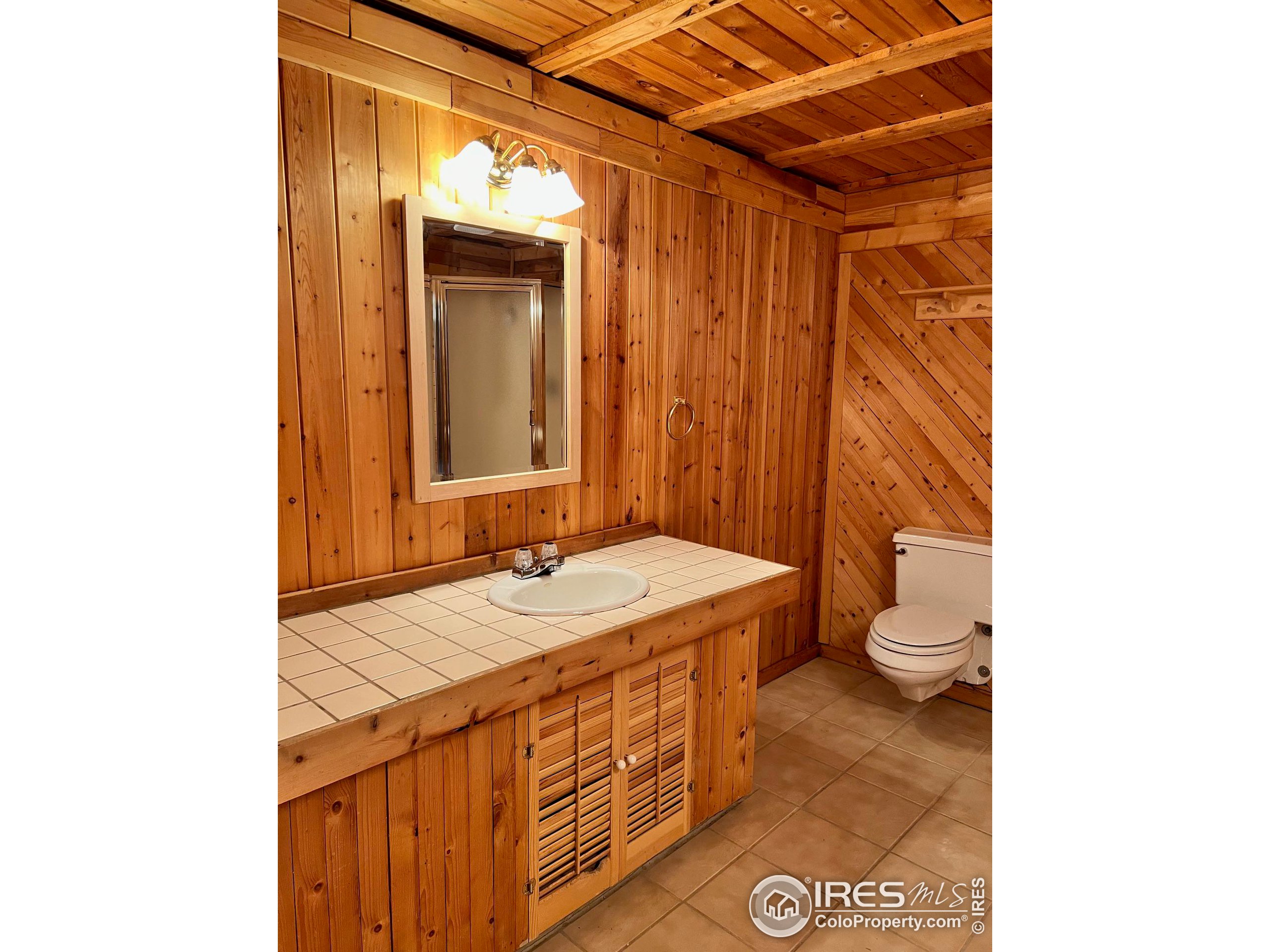 18655 Peak to Peak Hwy