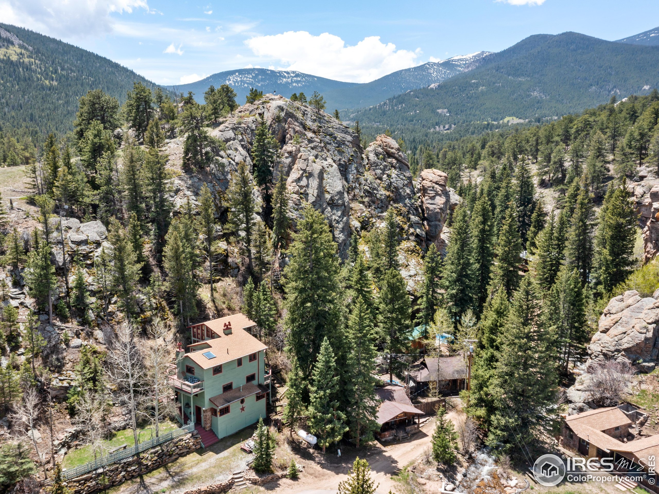 1134 Highway 7 Business