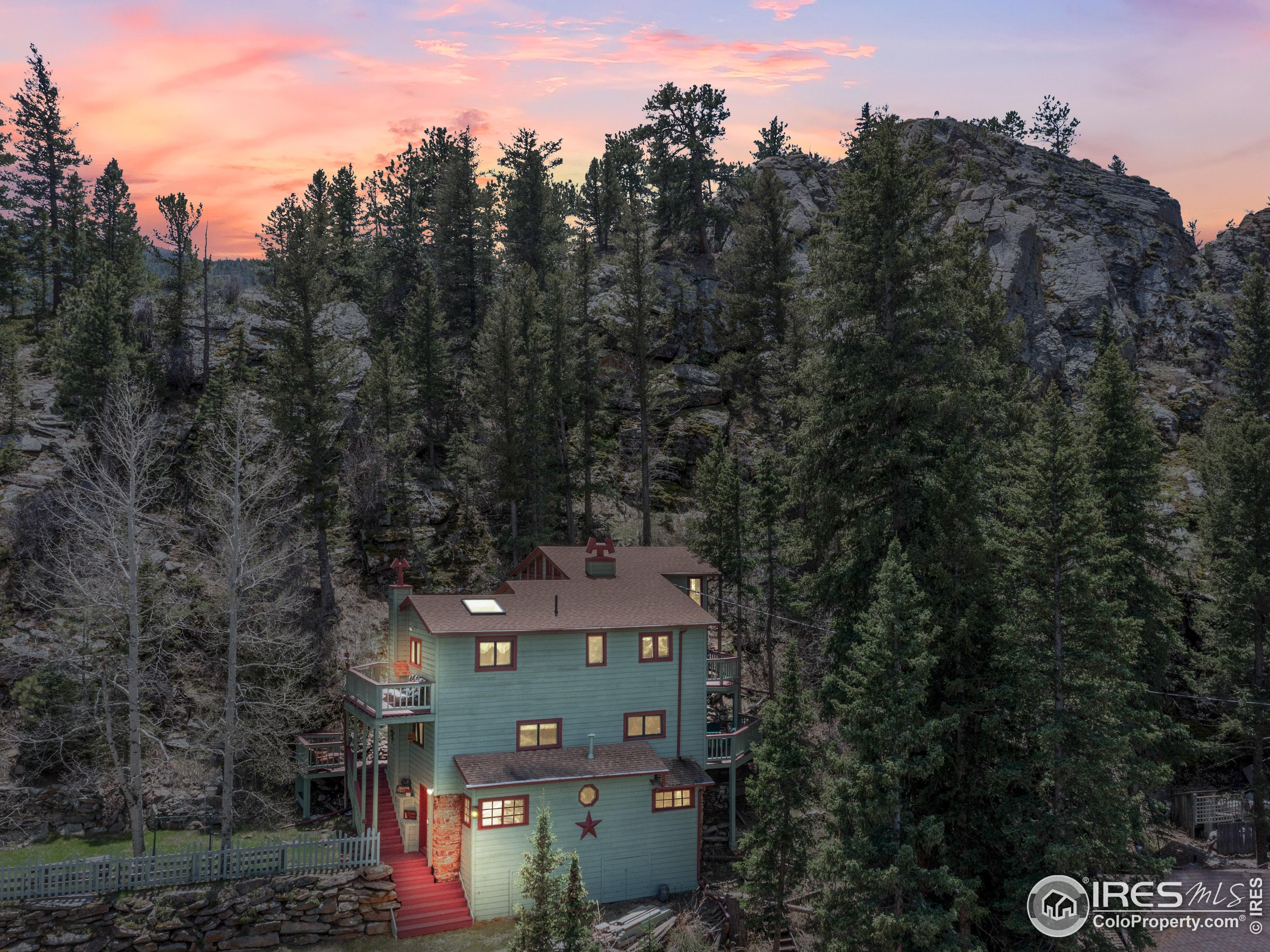 1134 Highway 7 Business