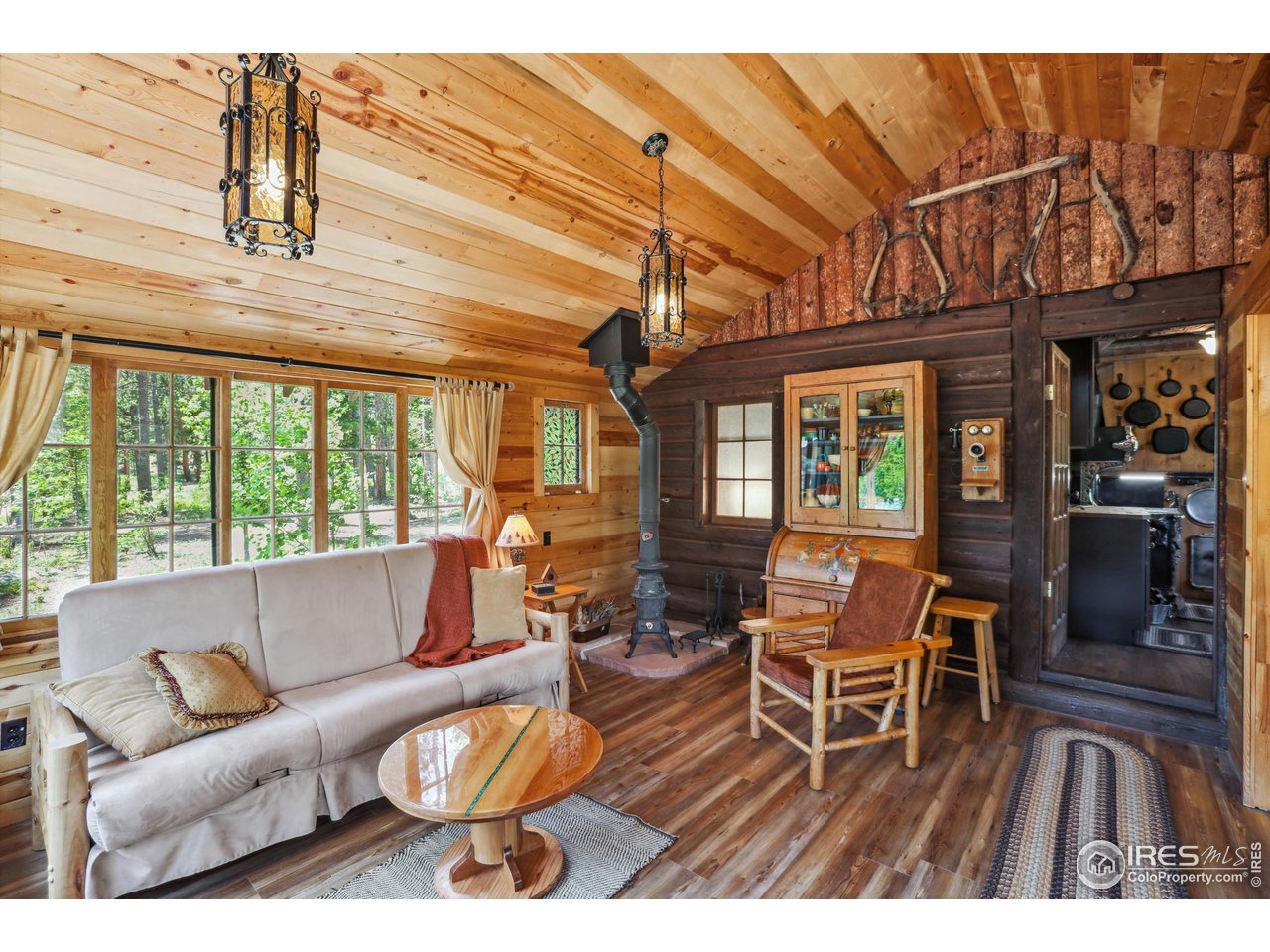 84 County Road 113 S