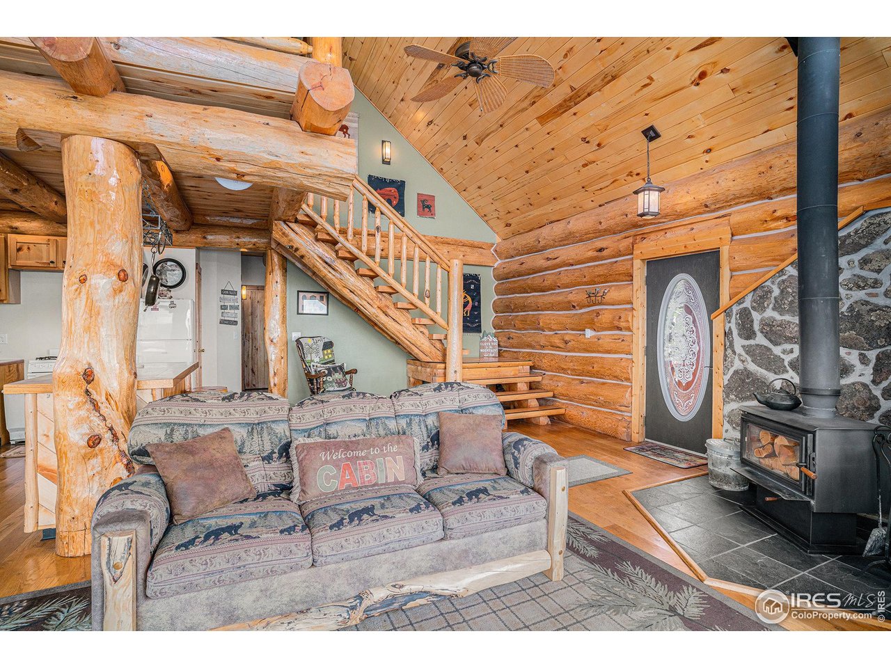 535 Meadows Dr