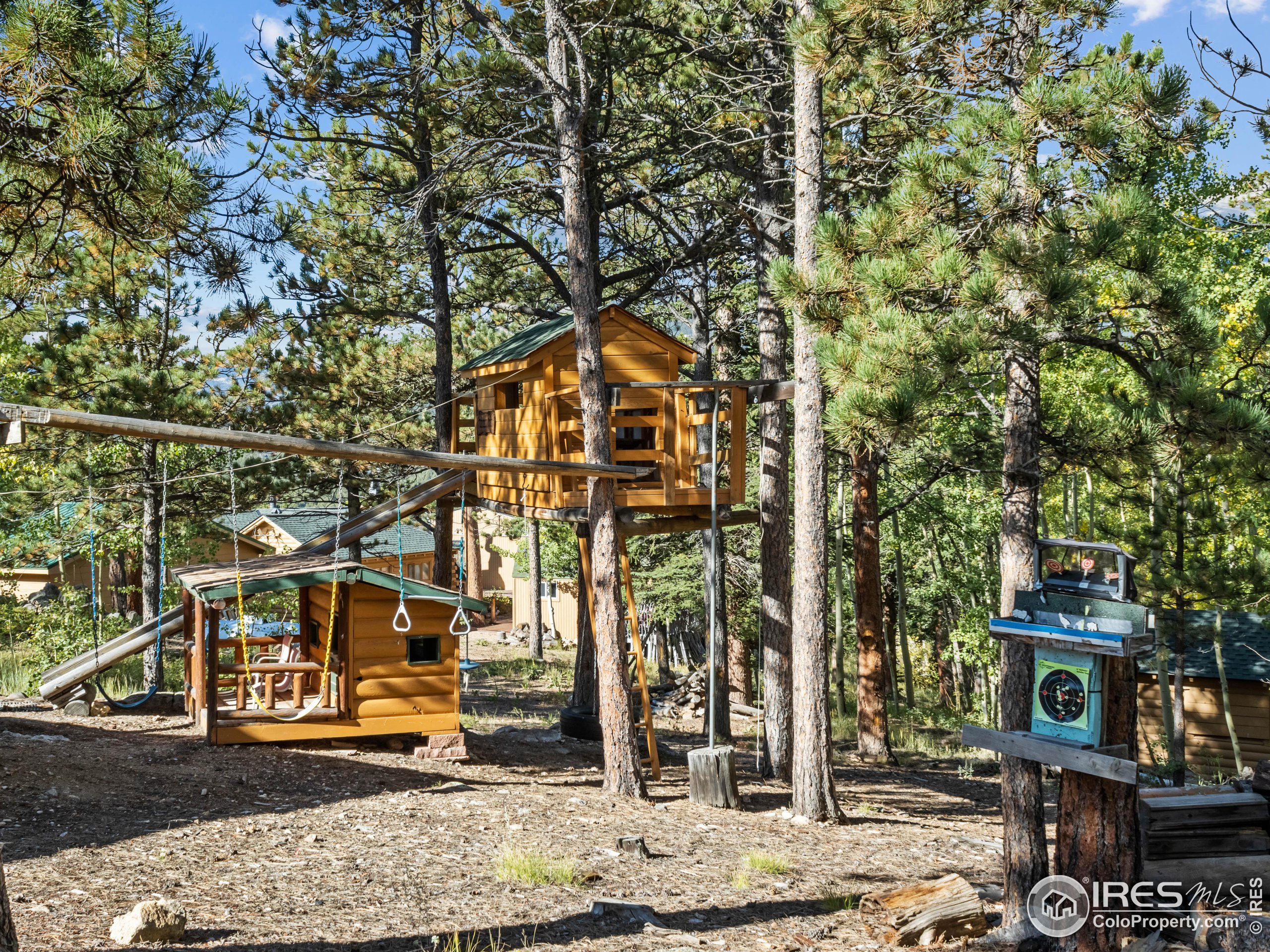 747 Coyote Hill Rd