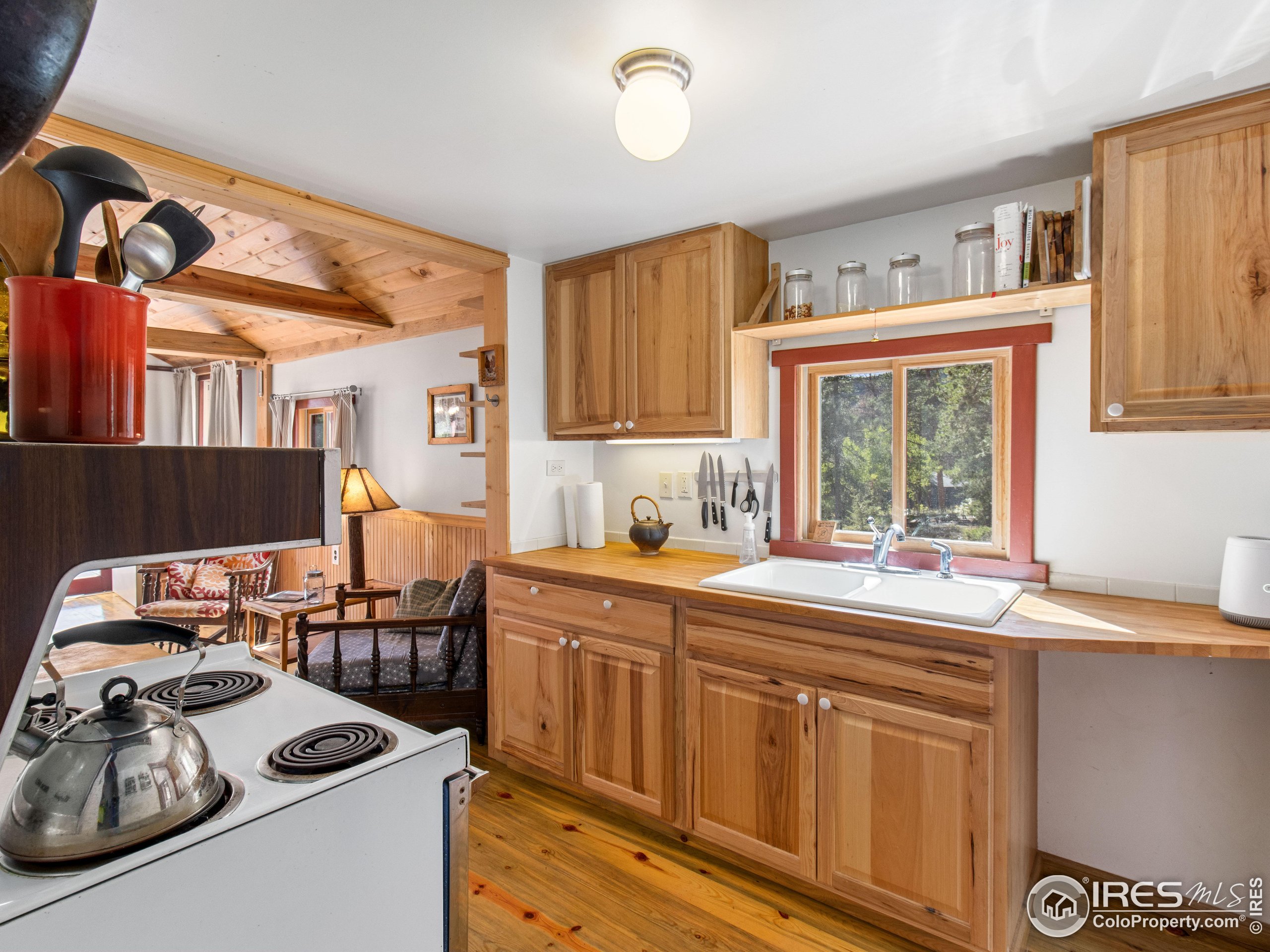761 Cabin Creek Rd