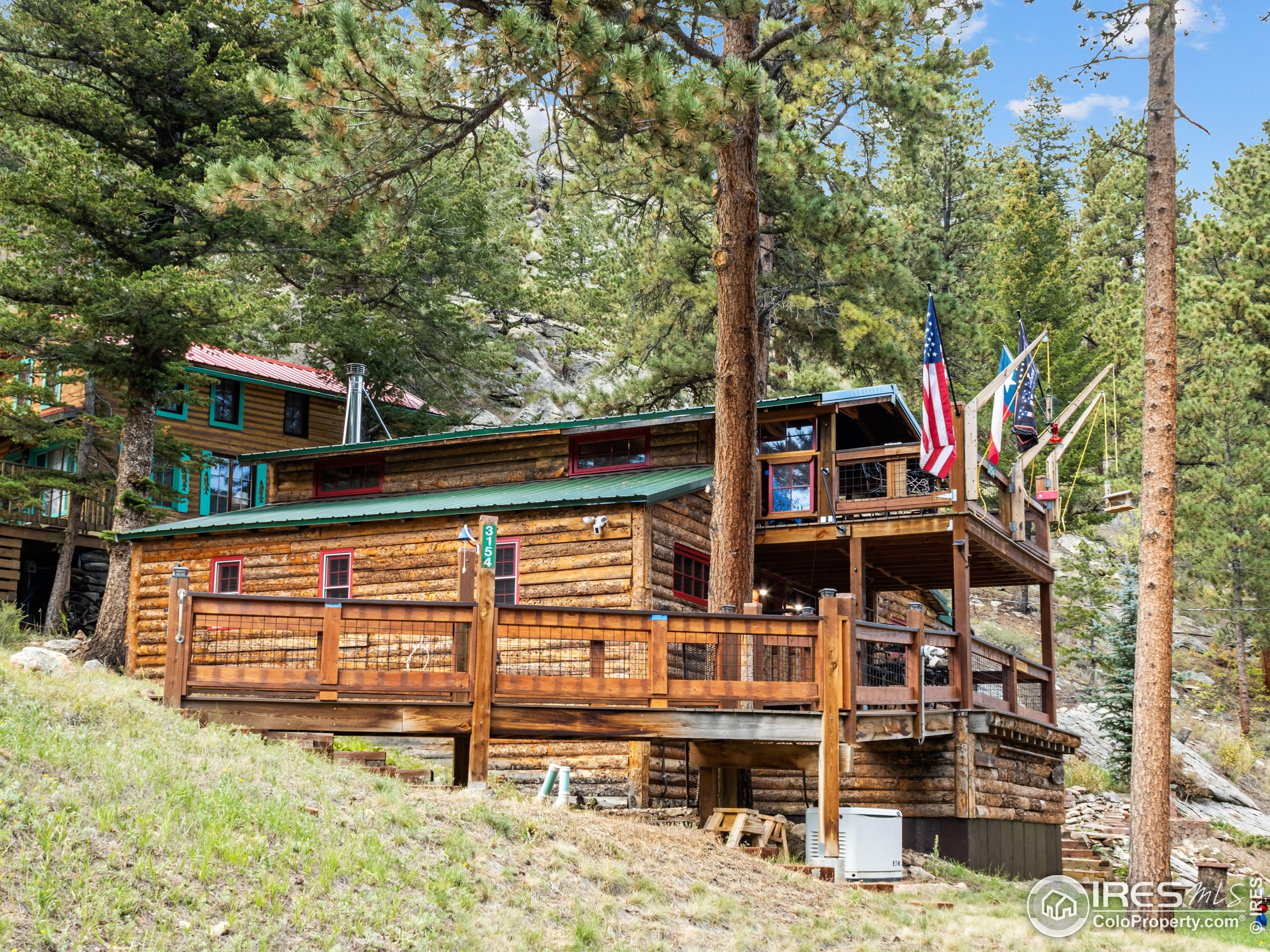 3154 Riverside Dr