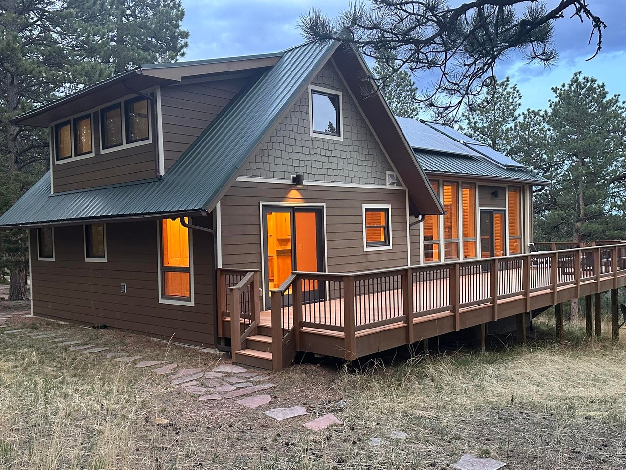 195 Rockledge Cir