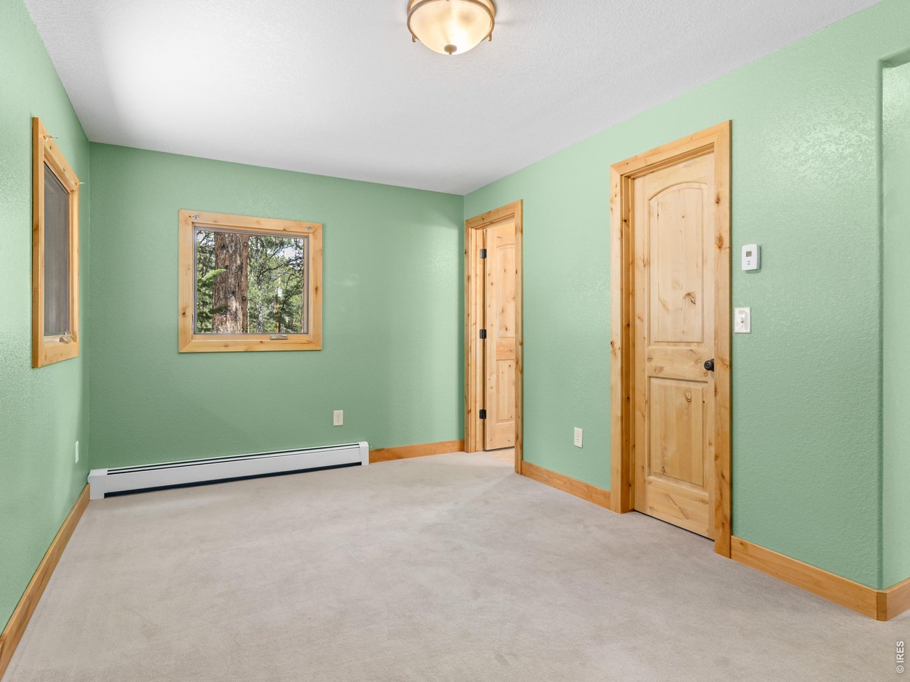 195 Rockledge Cir