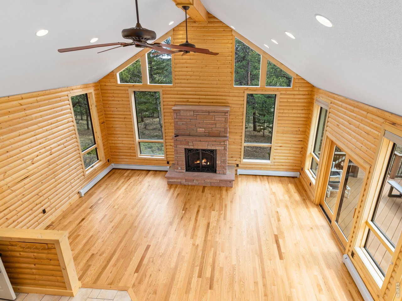 195 Rockledge Cir