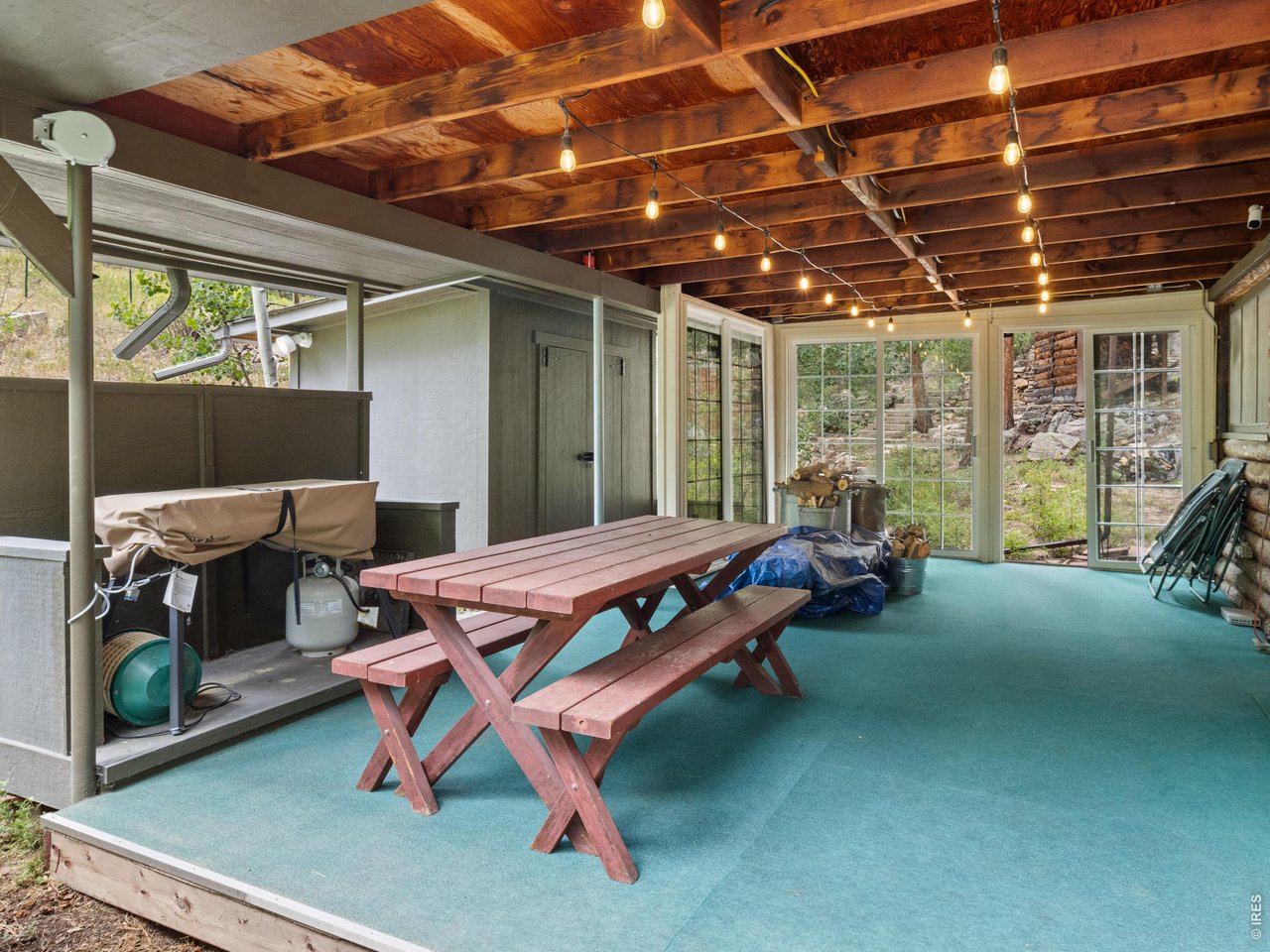 2426 Riverside Dr