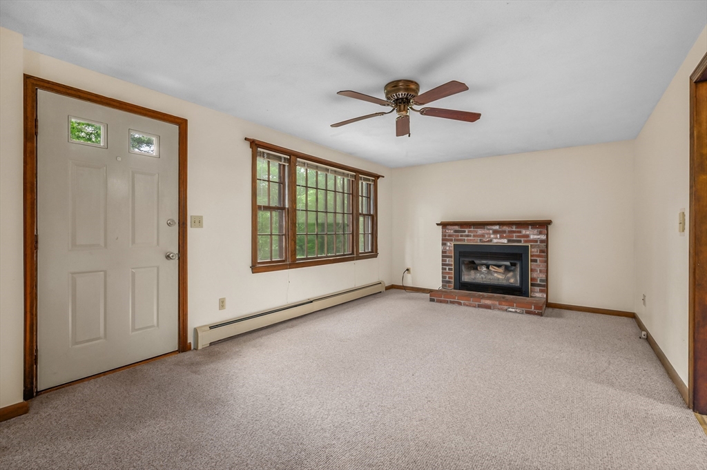 44 Pickerel Way