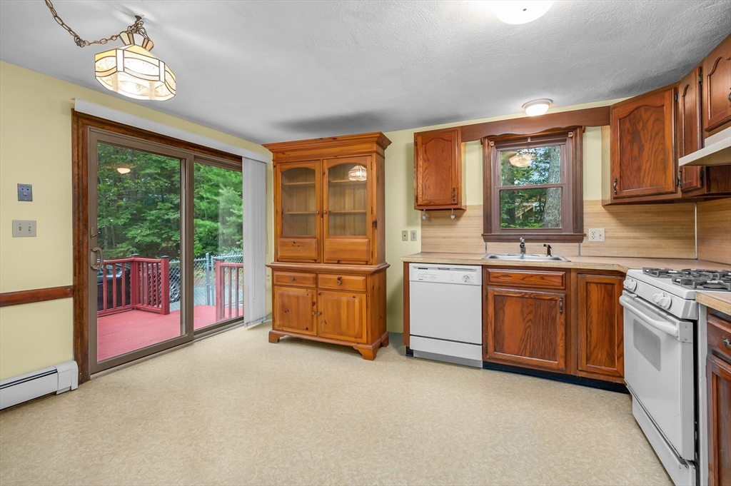 44 Pickerel Way