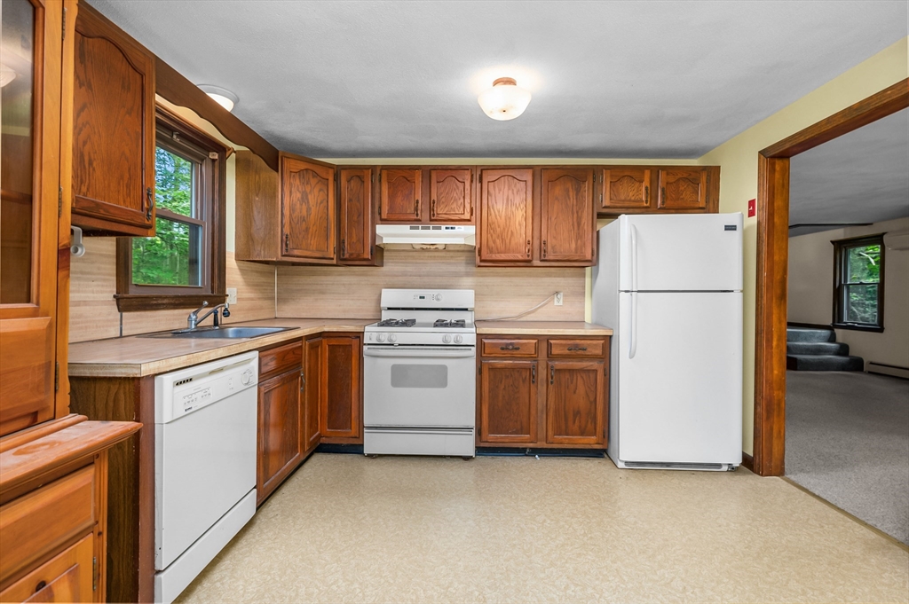 44 Pickerel Way