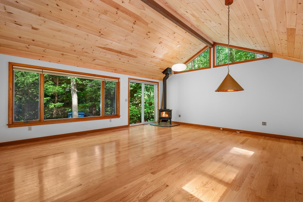 44 Round Pond Dr