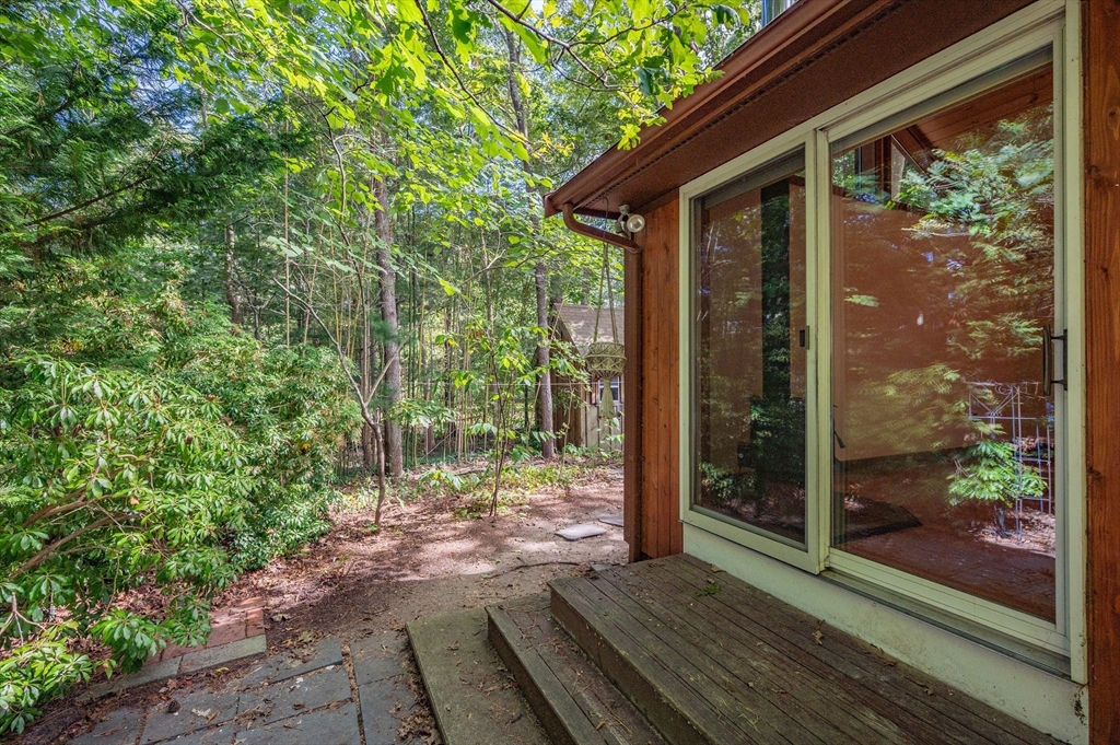 44 Round Pond Dr