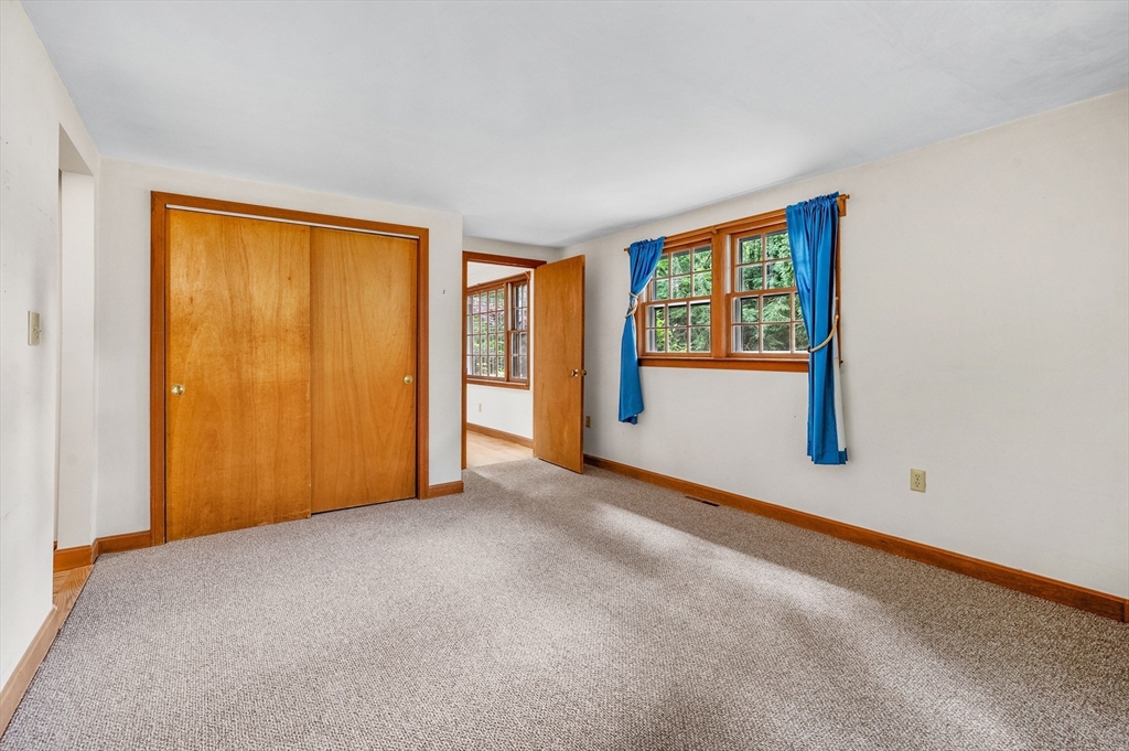 44 Round Pond Dr