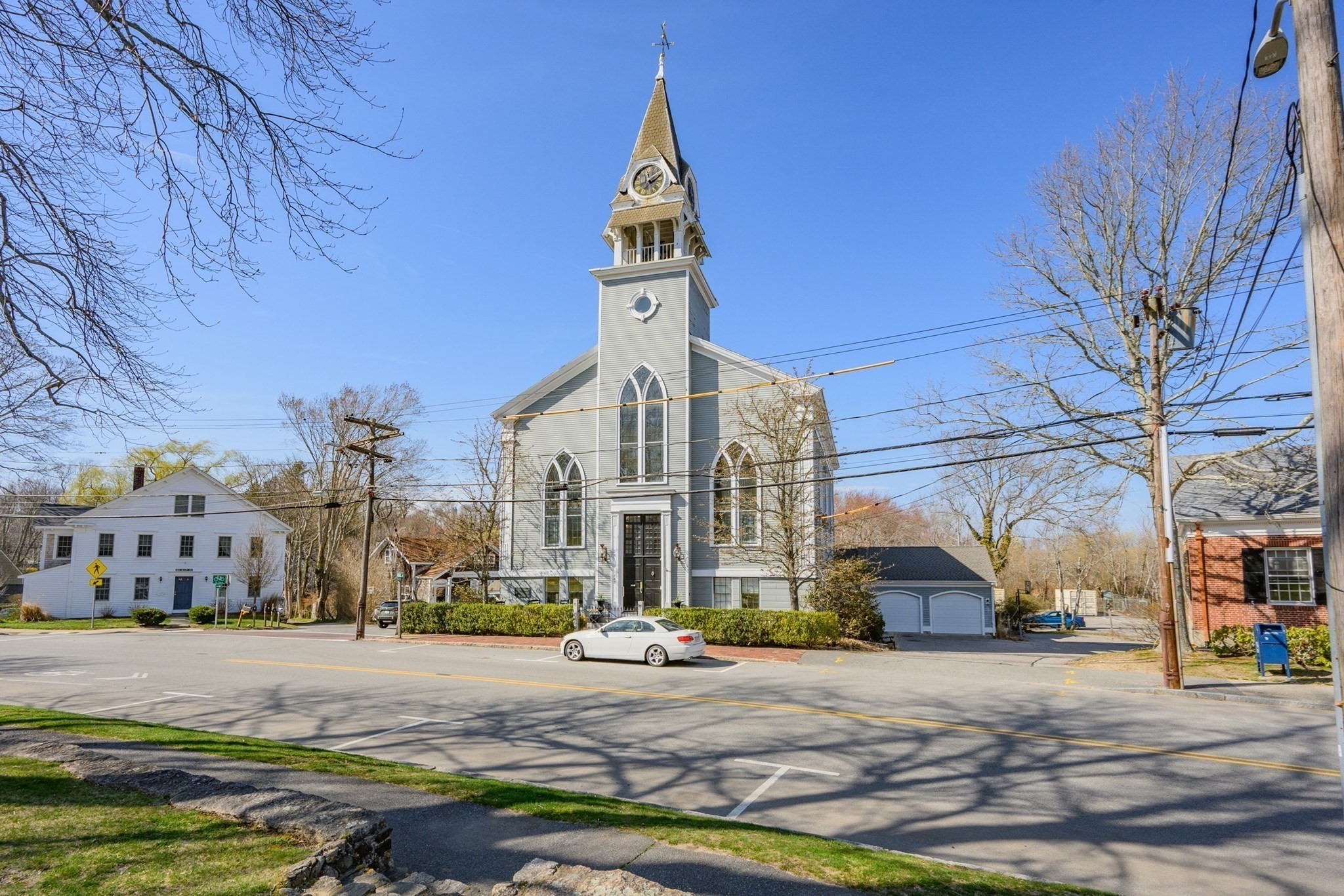 143 Main St
