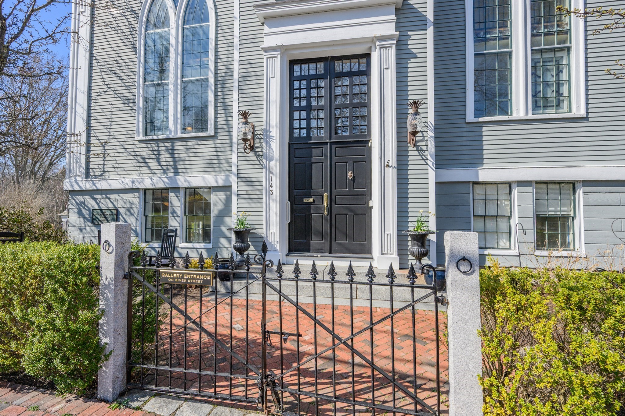 143 Main St