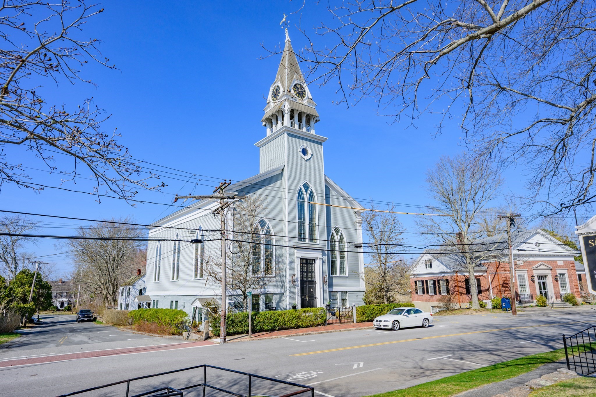 143 Main St