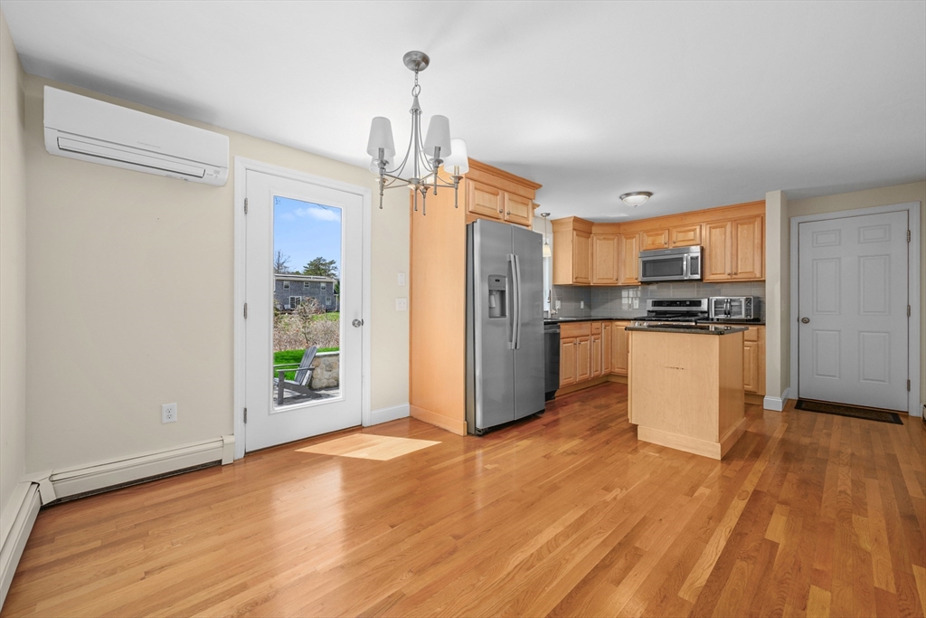 2 W Crossfield Rd