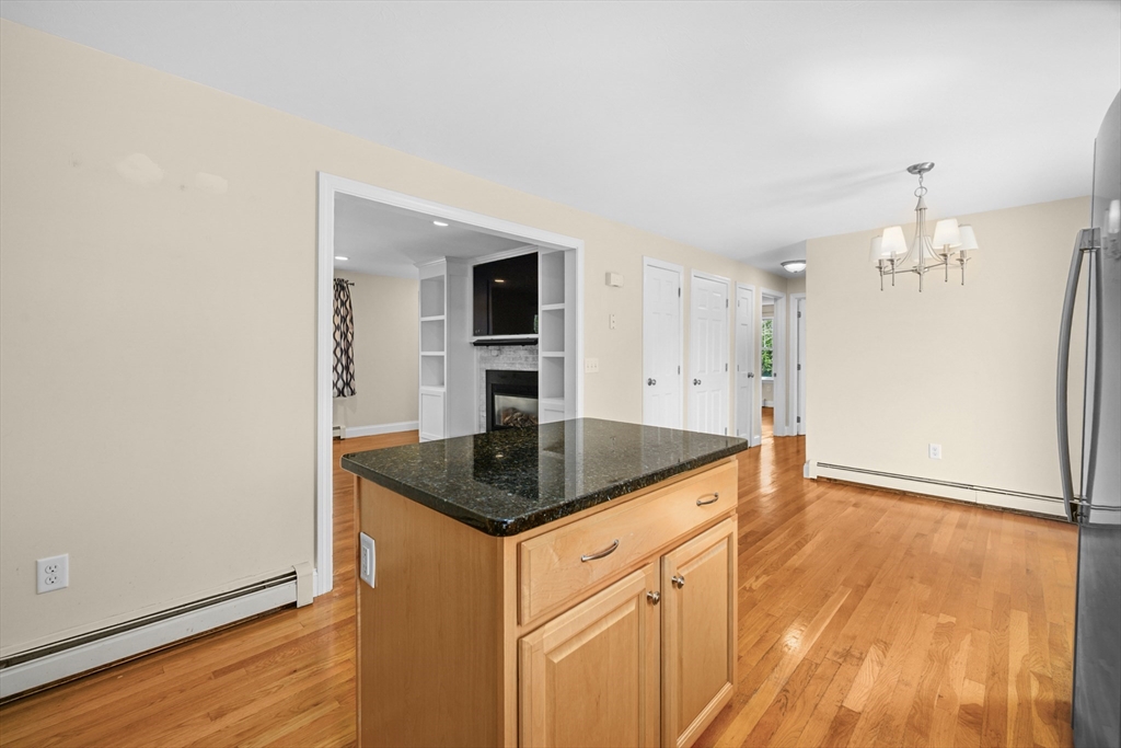 2 W Crossfield Rd